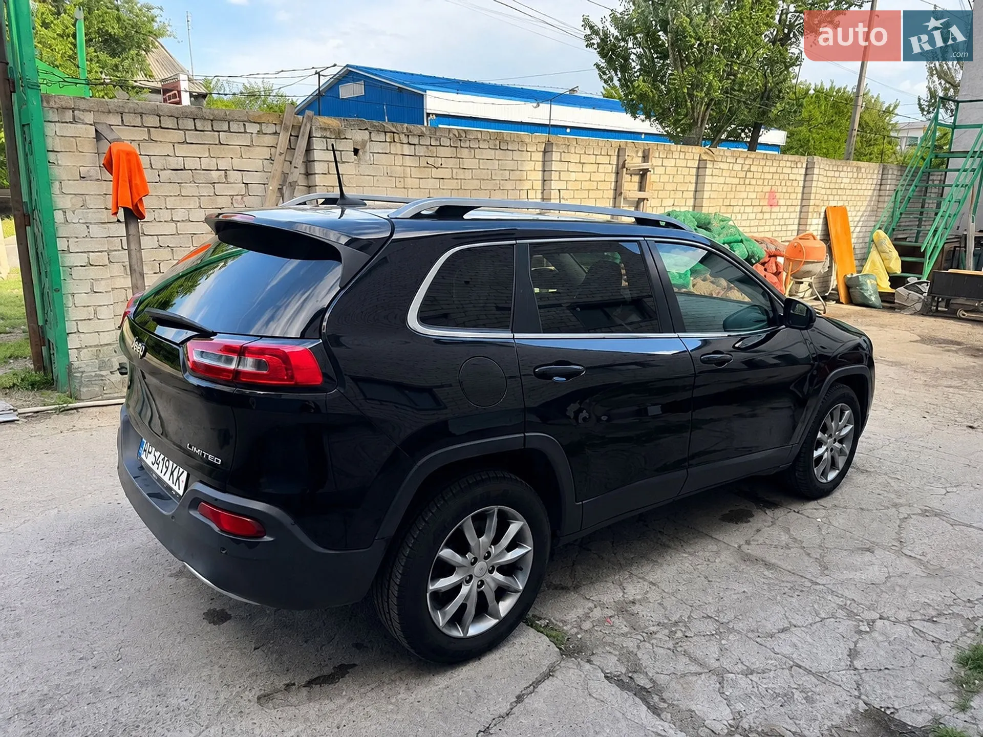 2017 Jeep Cherokee - мініатюра 3