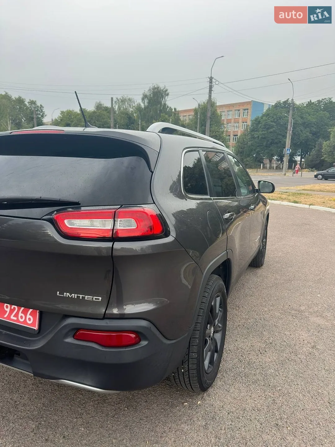 2014 Jeep Cherokee - мініатюра 4