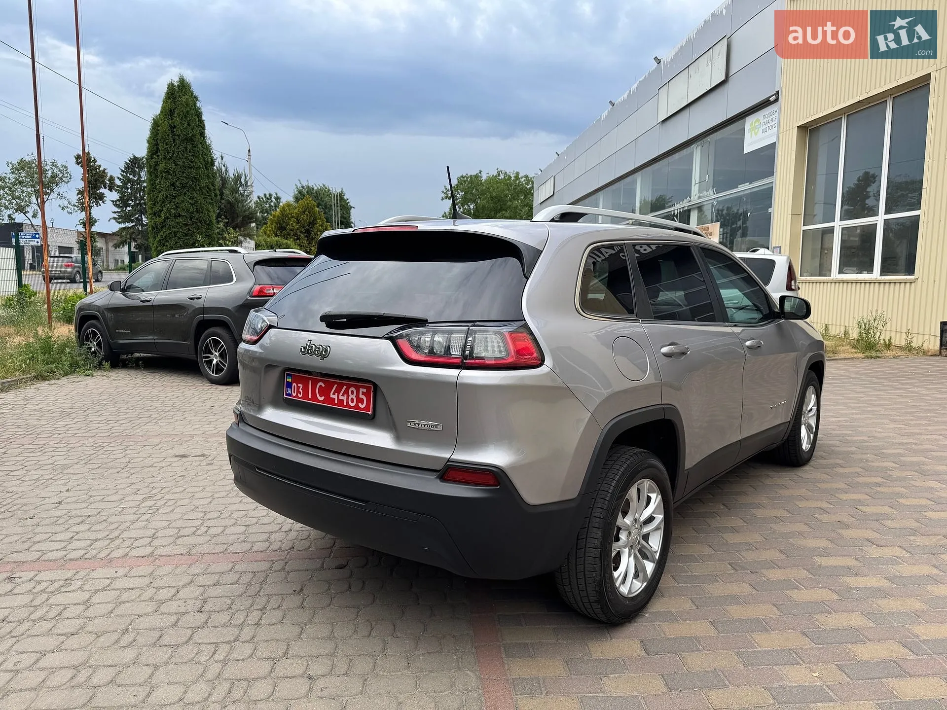 2018 Jeep Cherokee - мініатюра 13