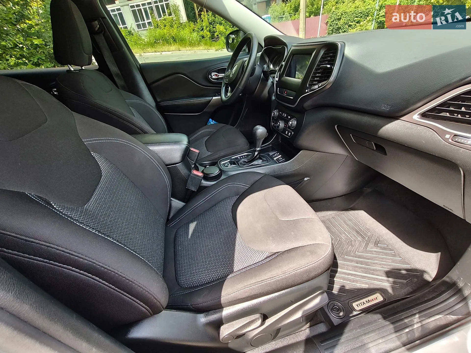 2019 Jeep Cherokee - мініатюра 16