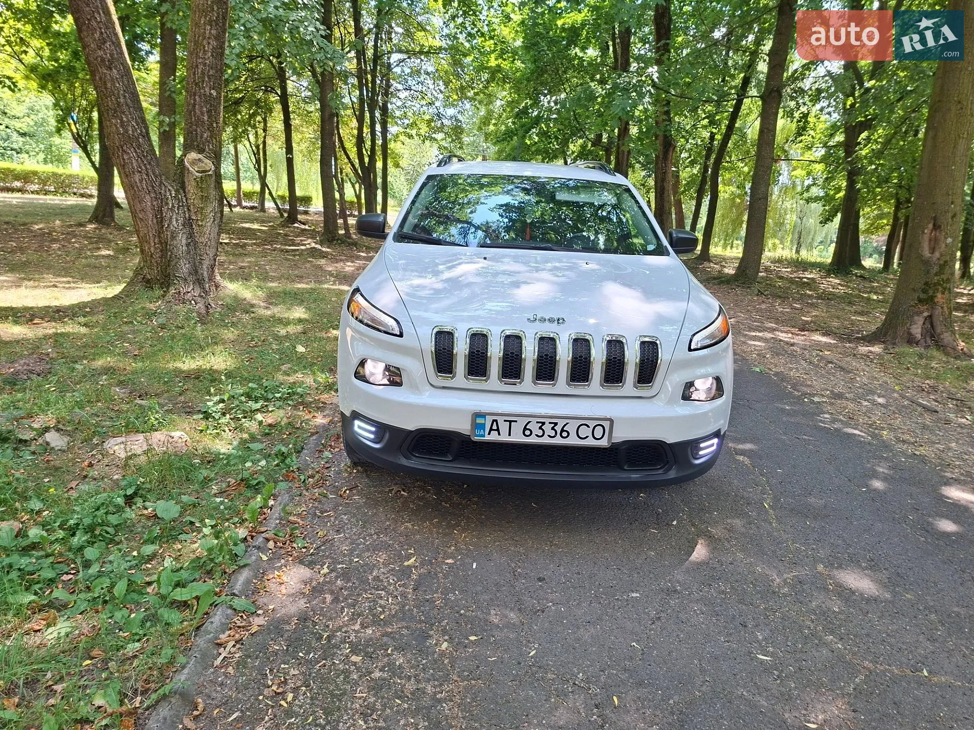 2016 Jeep Cherokee - мініатюра 6