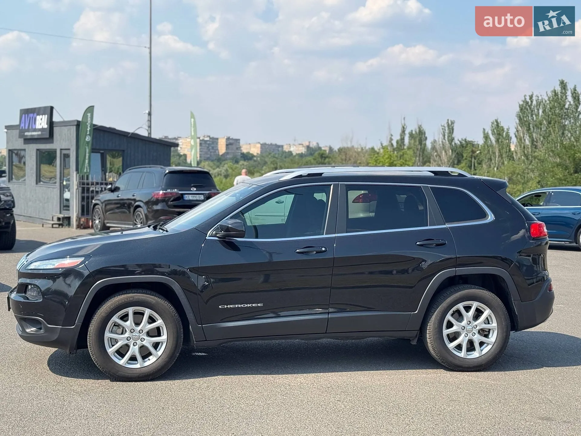 2015 Jeep Cherokee - мініатюра 9