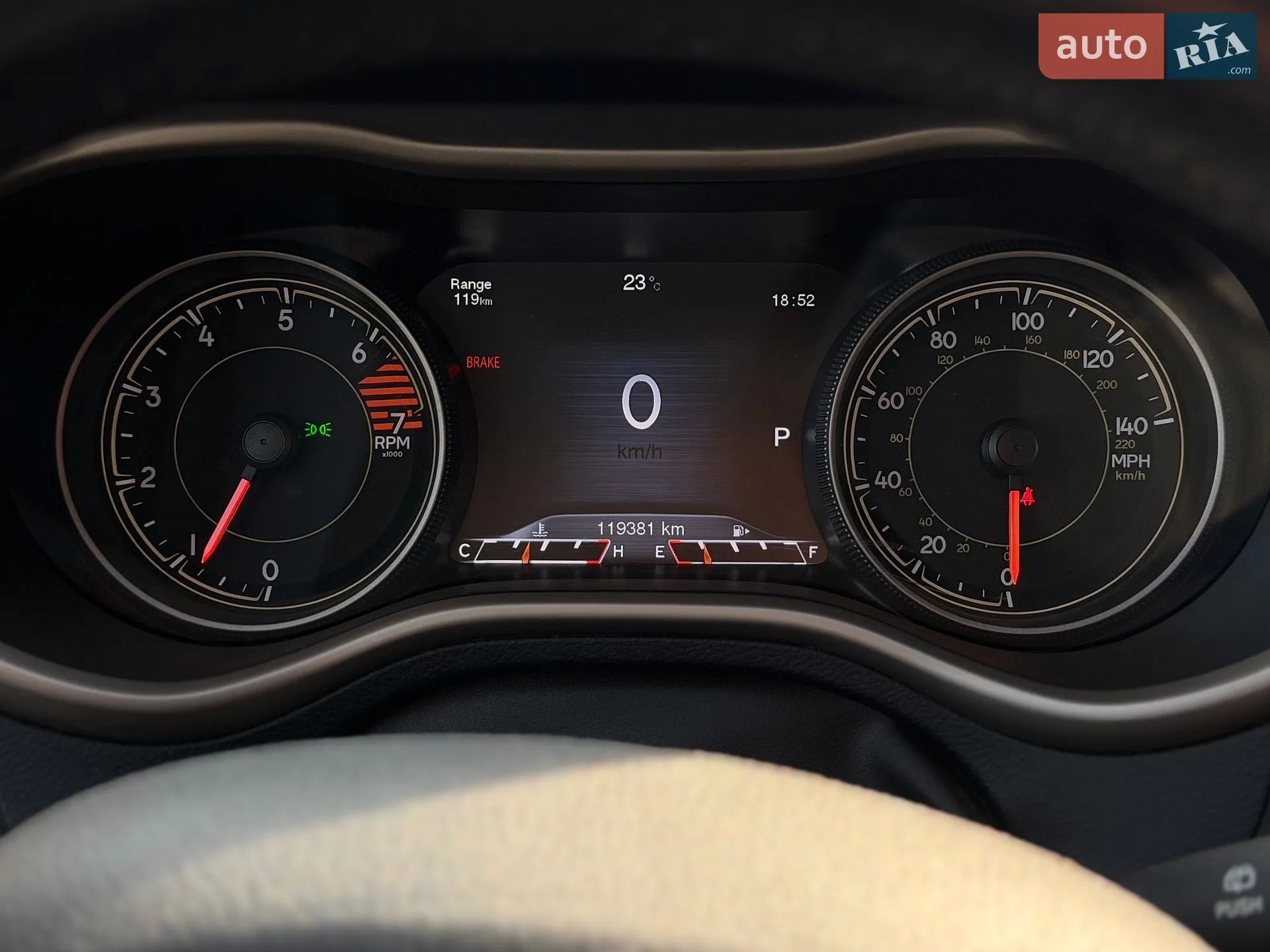 2016 Jeep Cherokee - мініатюра 38