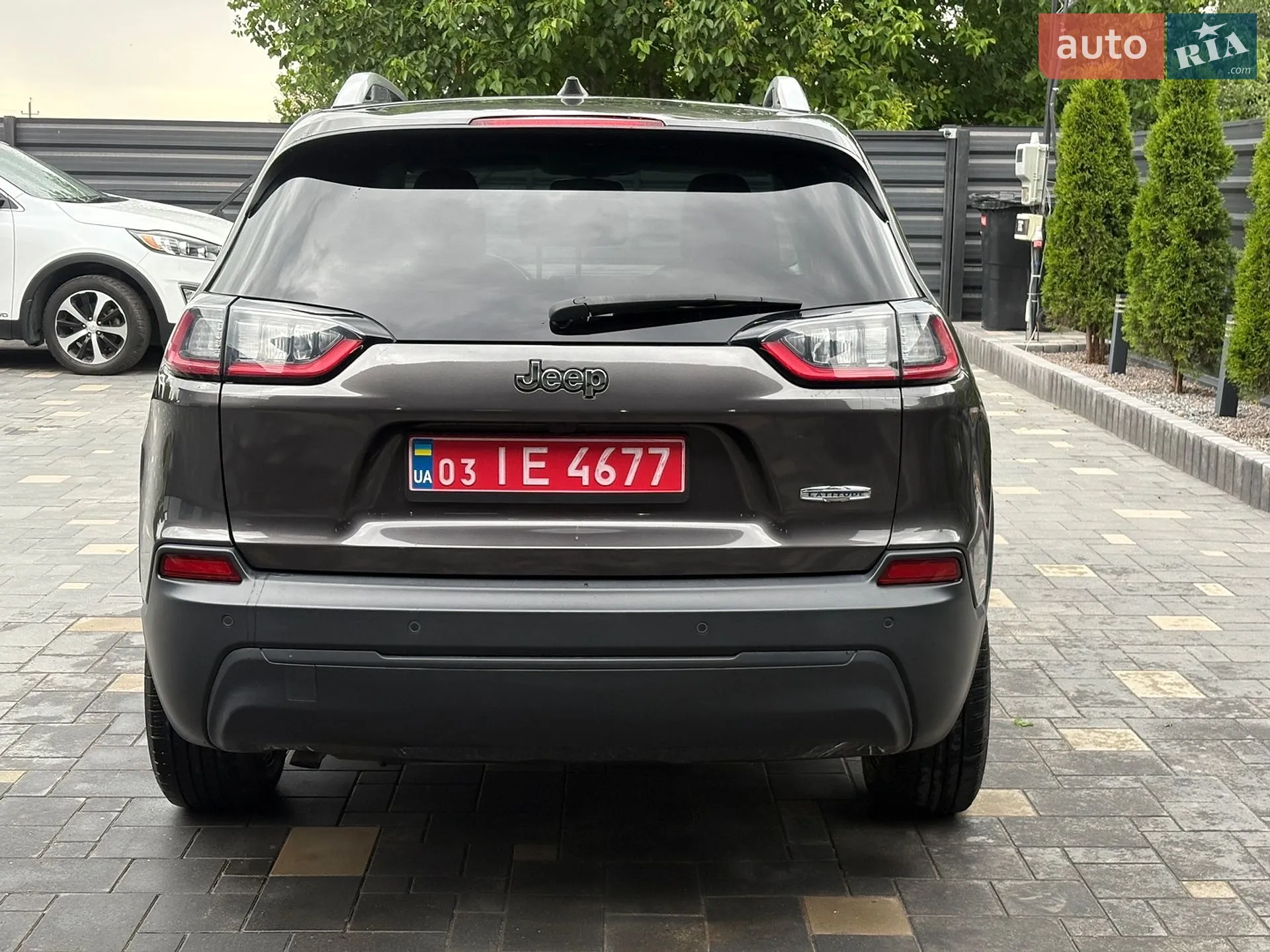 2019 Jeep Cherokee - мініатюра 23