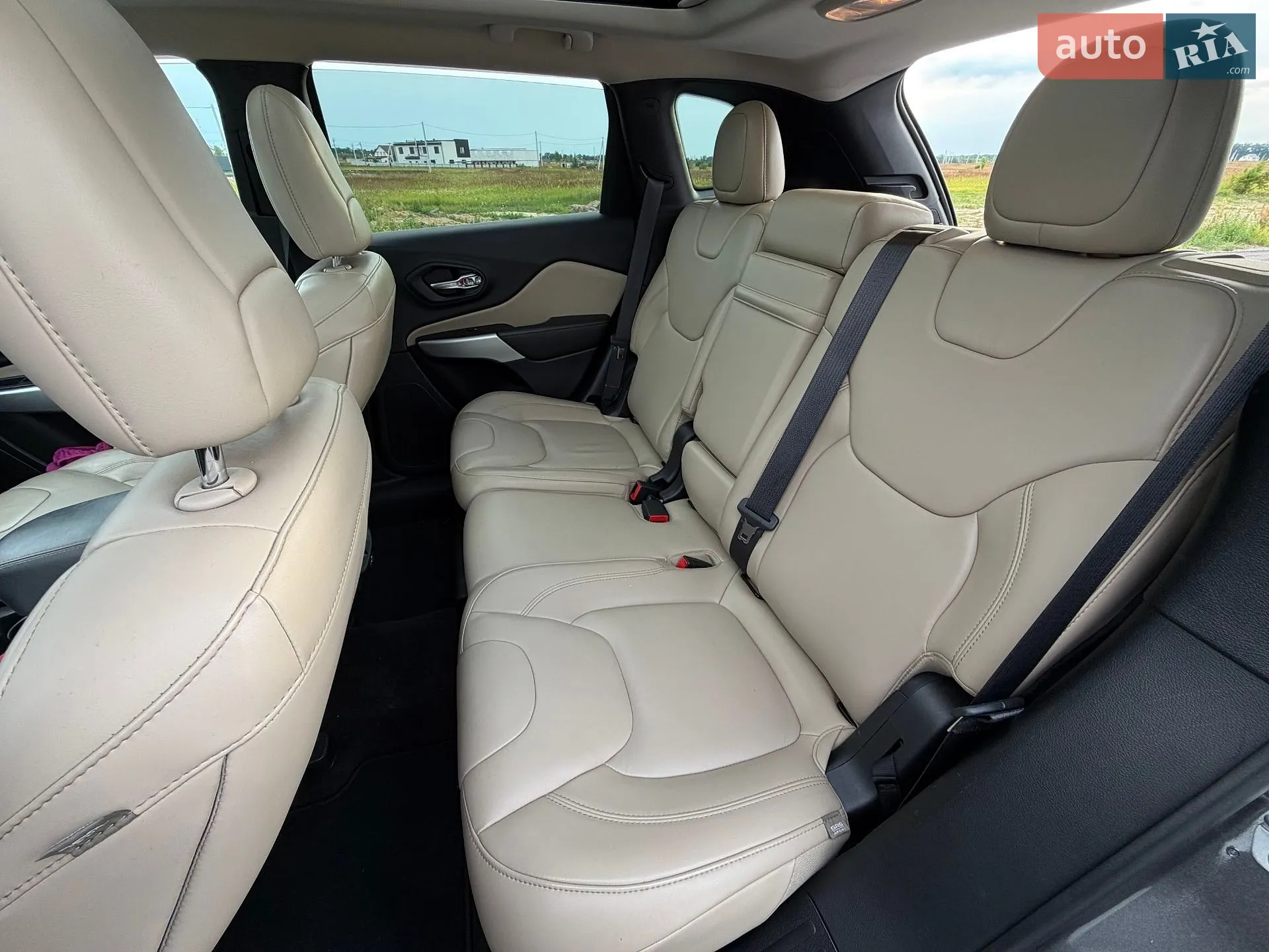 2017 Jeep Cherokee - мініатюра 19