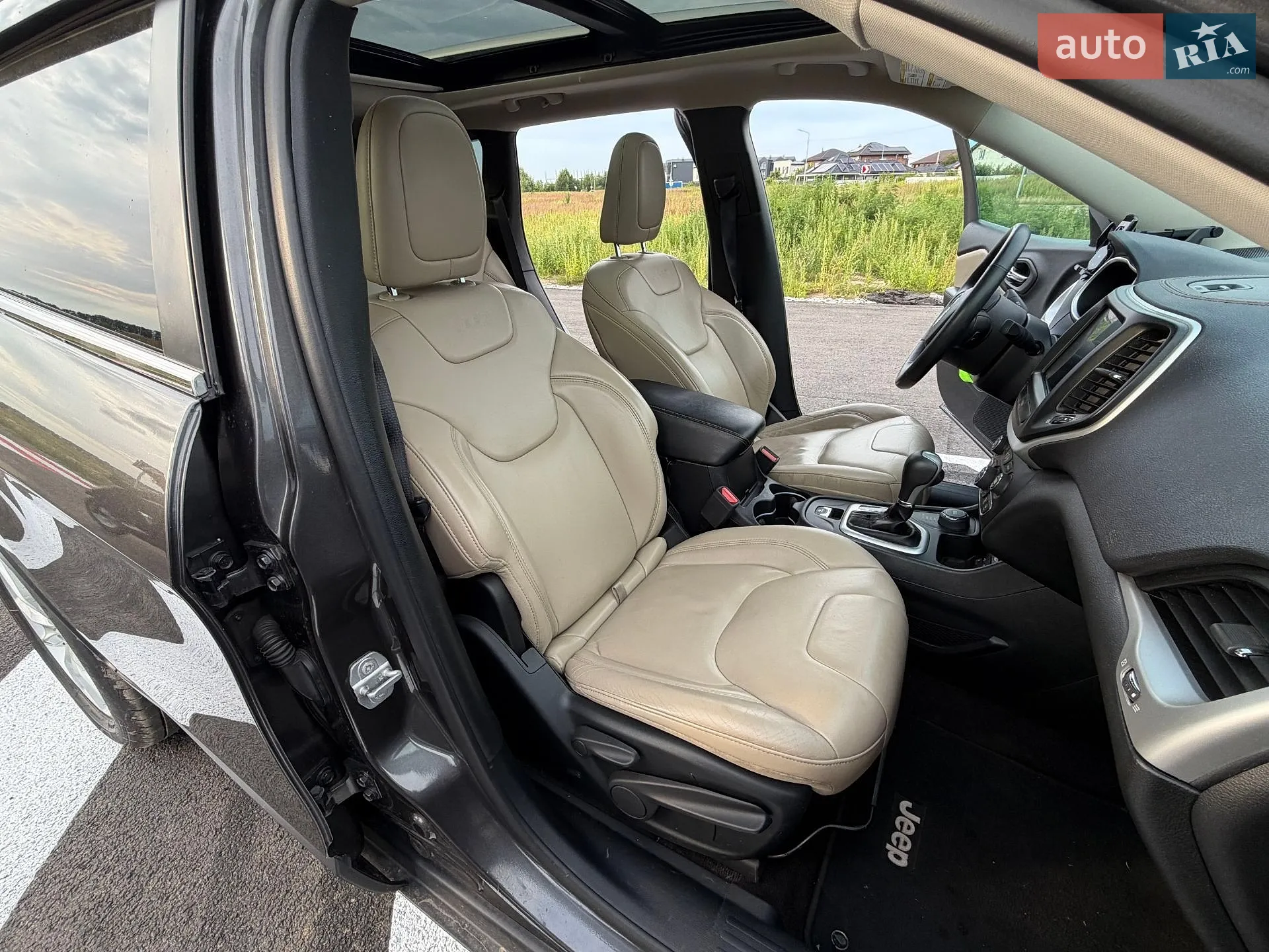 2017 Jeep Cherokee - мініатюра 21