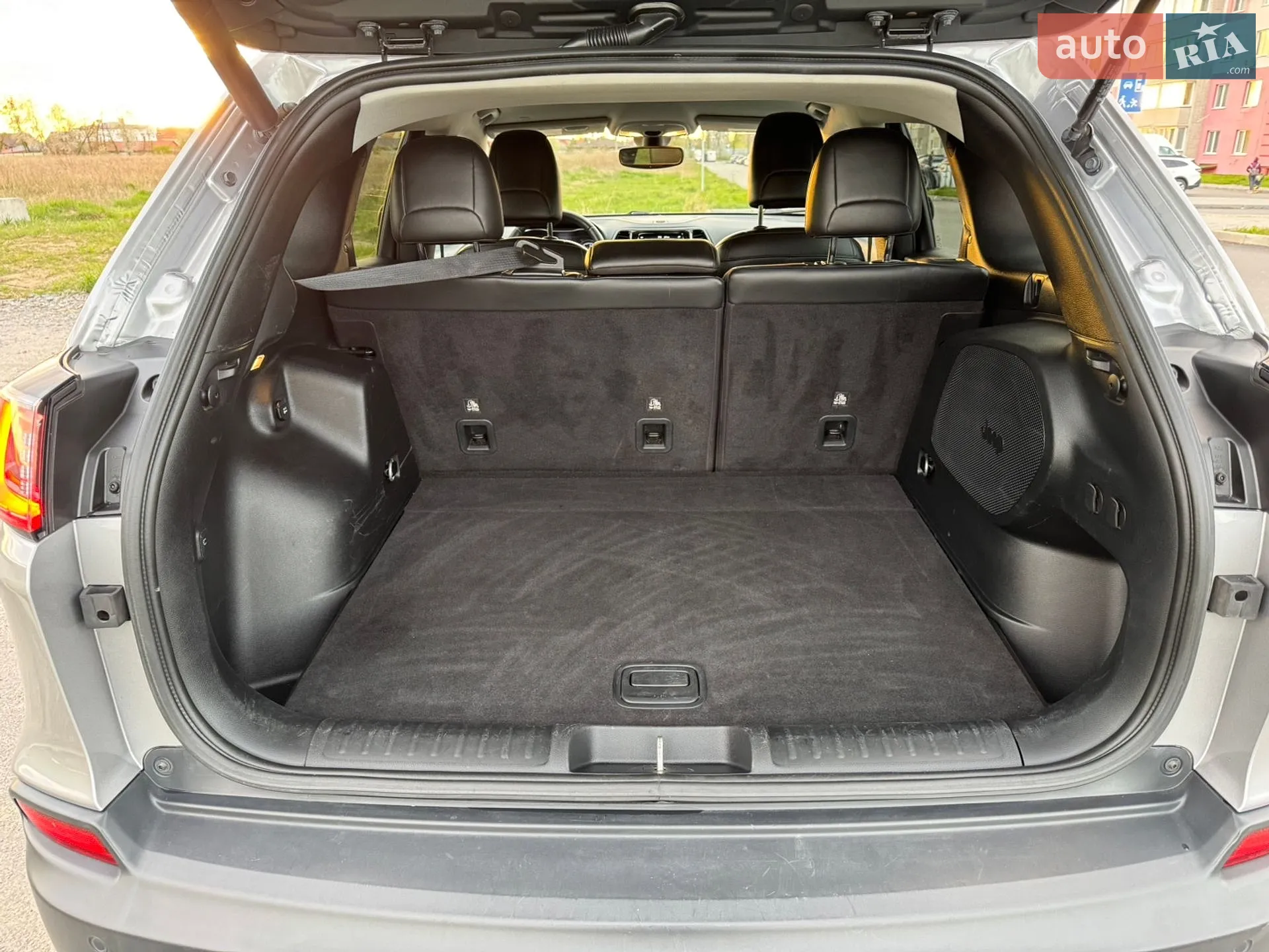 2019 Jeep Cherokee - мініатюра 60