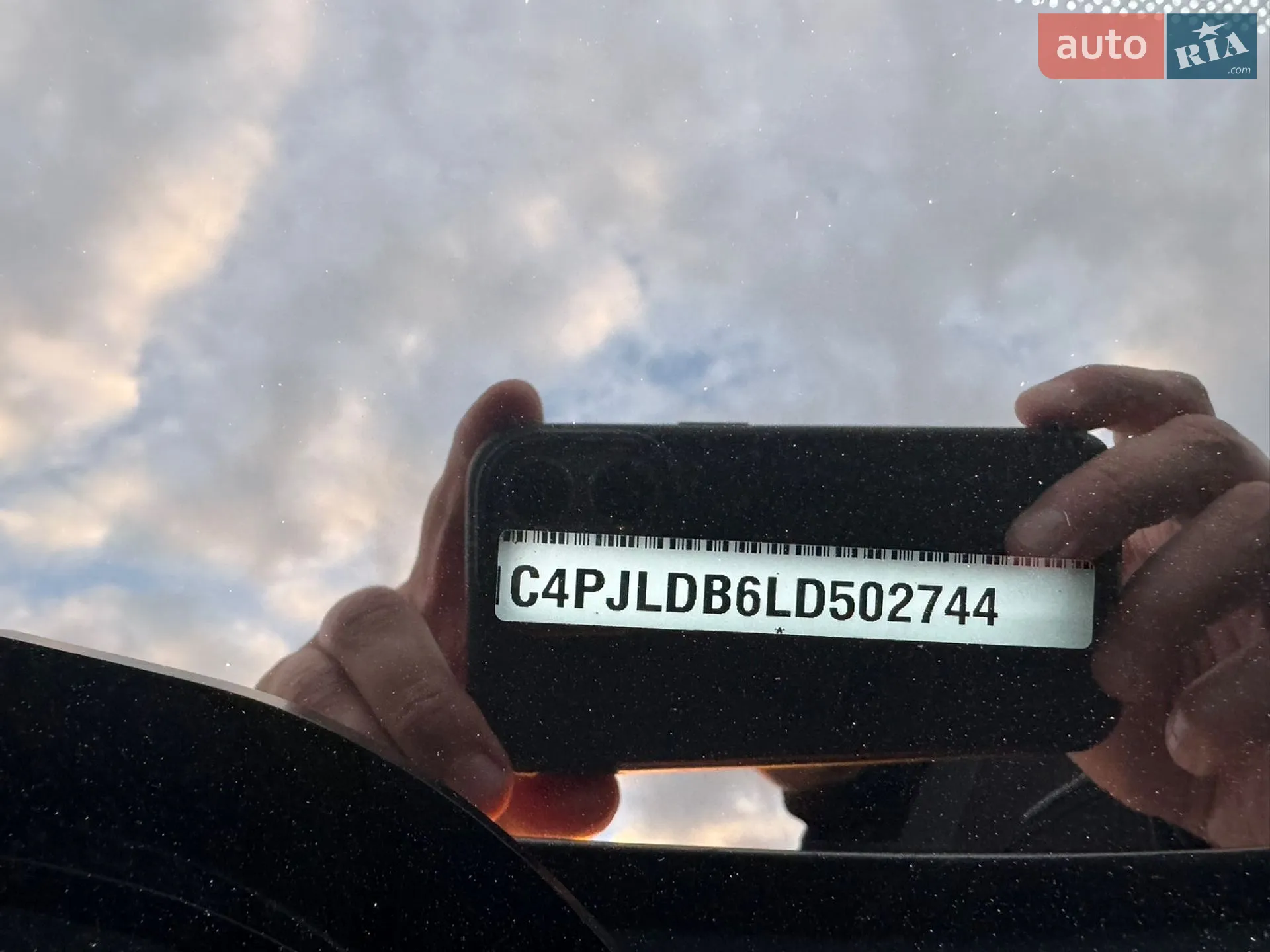 2019 Jeep Cherokee - мініатюра 74