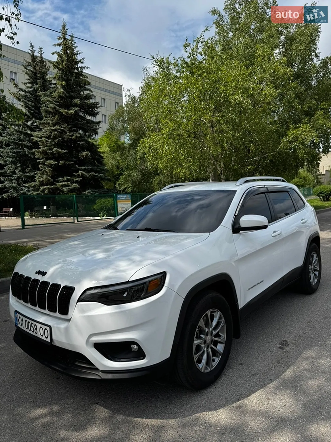 2019 Jeep Cherokee - мініатюра 3