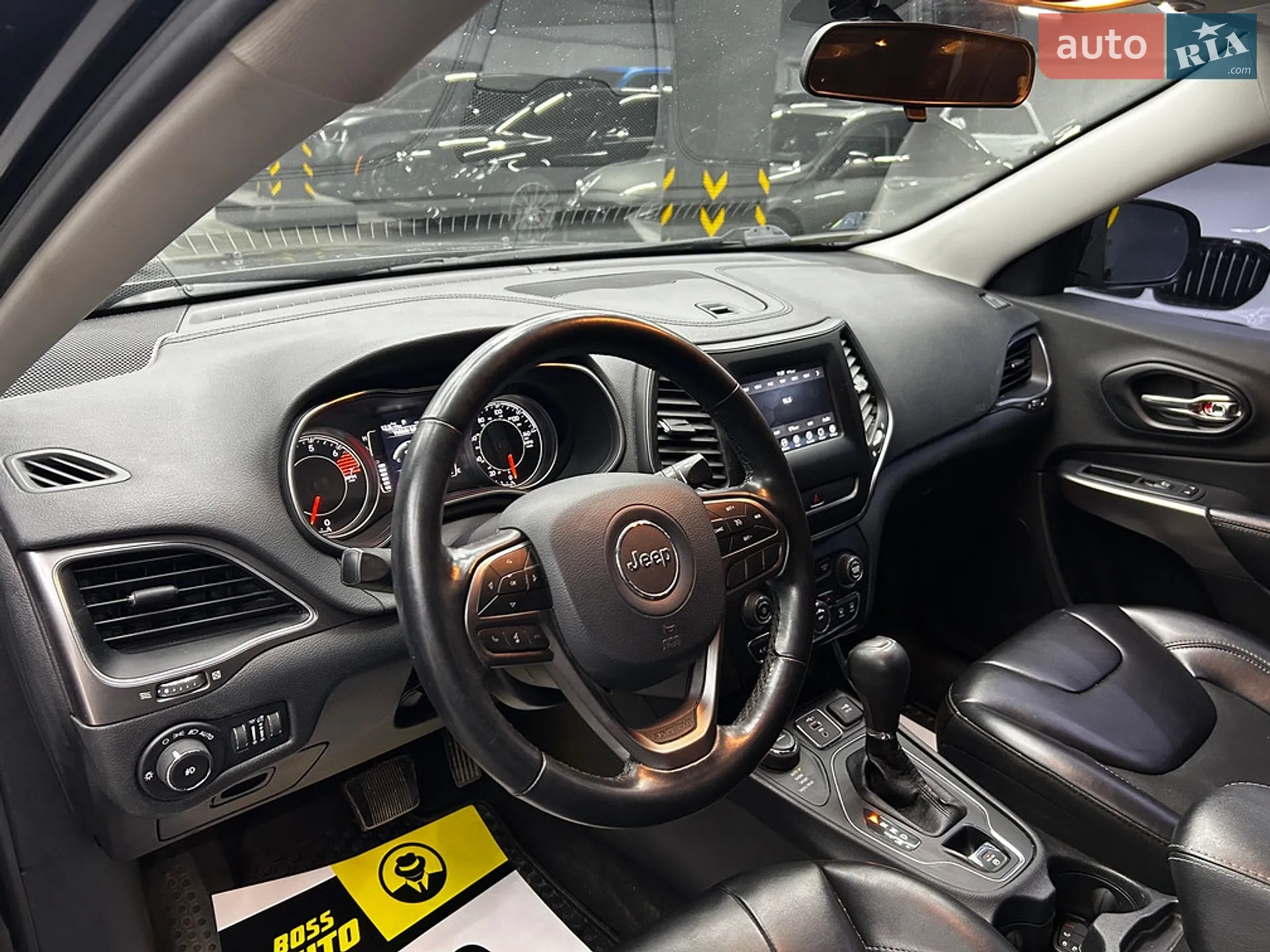 2020 Jeep Cherokee - мініатюра 13
