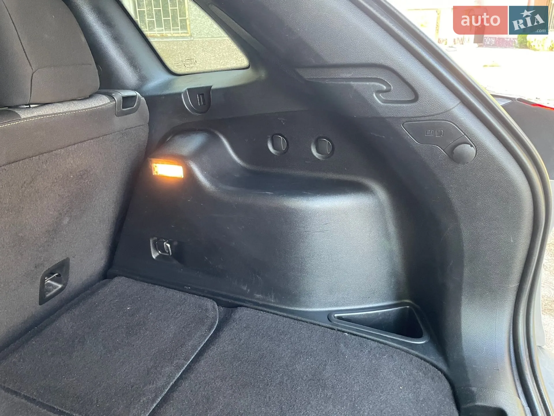 2013 Jeep Cherokee - мініатюра 39