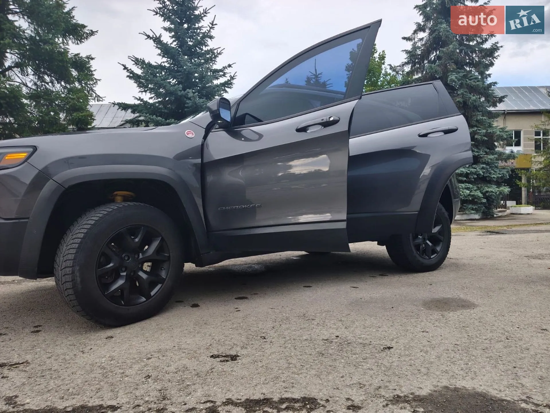 2019 Jeep Cherokee - мініатюра 5