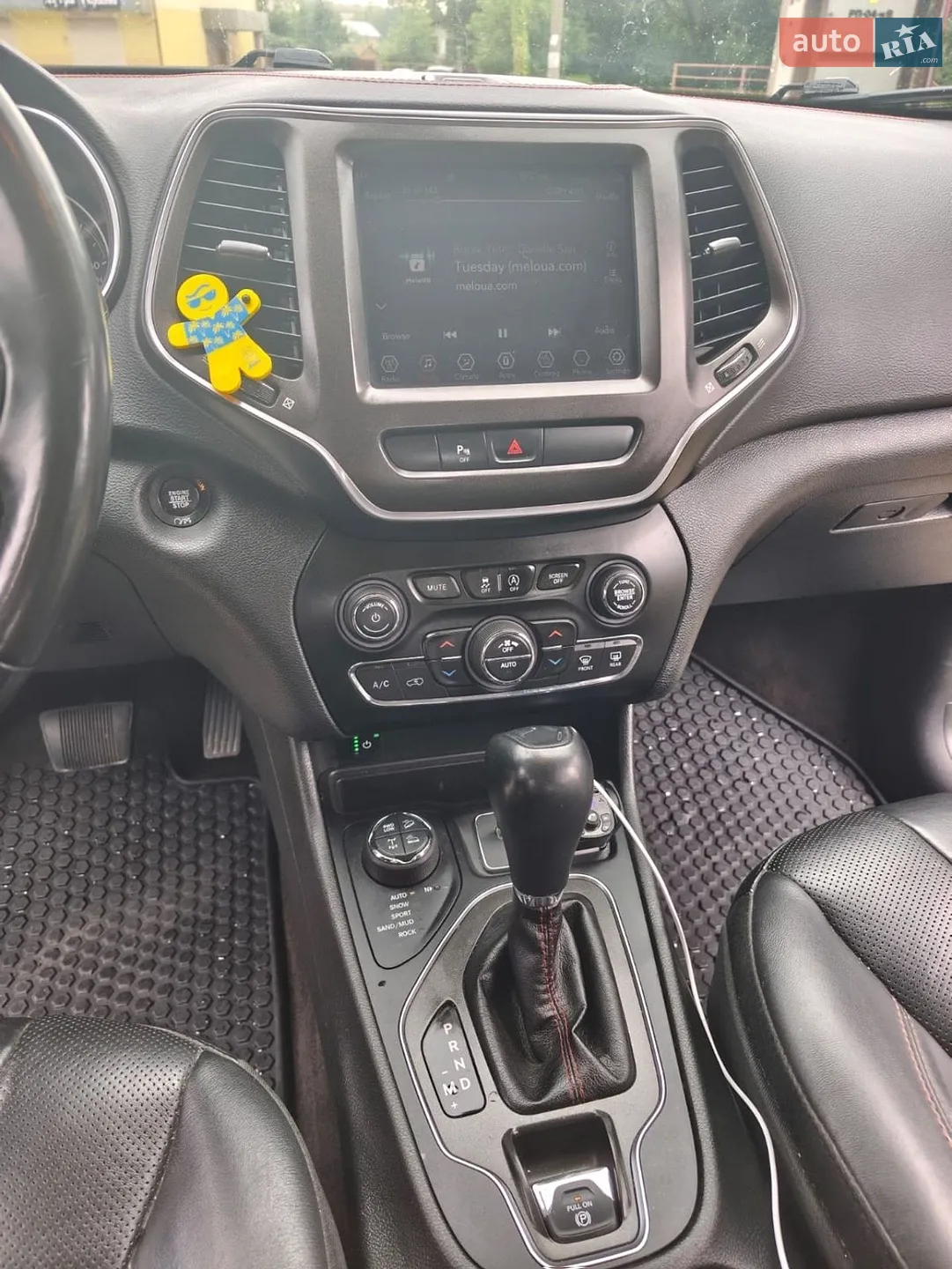 2019 Jeep Cherokee - мініатюра 19