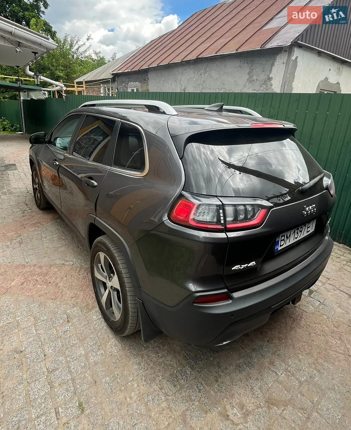 2020 Jeep Cherokee - мініатюра 5