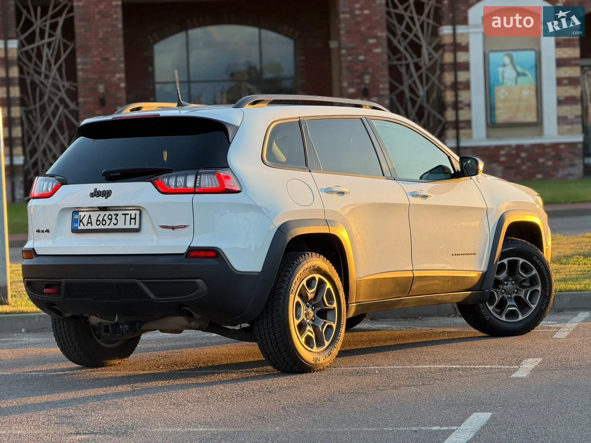 2021 Jeep Cherokee - мініатюра 13