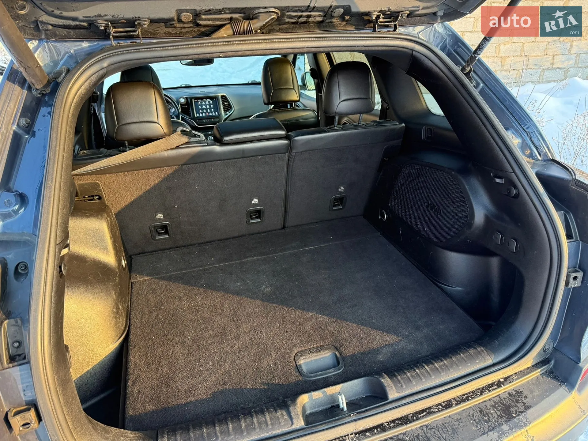 2021 Jeep Cherokee - мініатюра 24