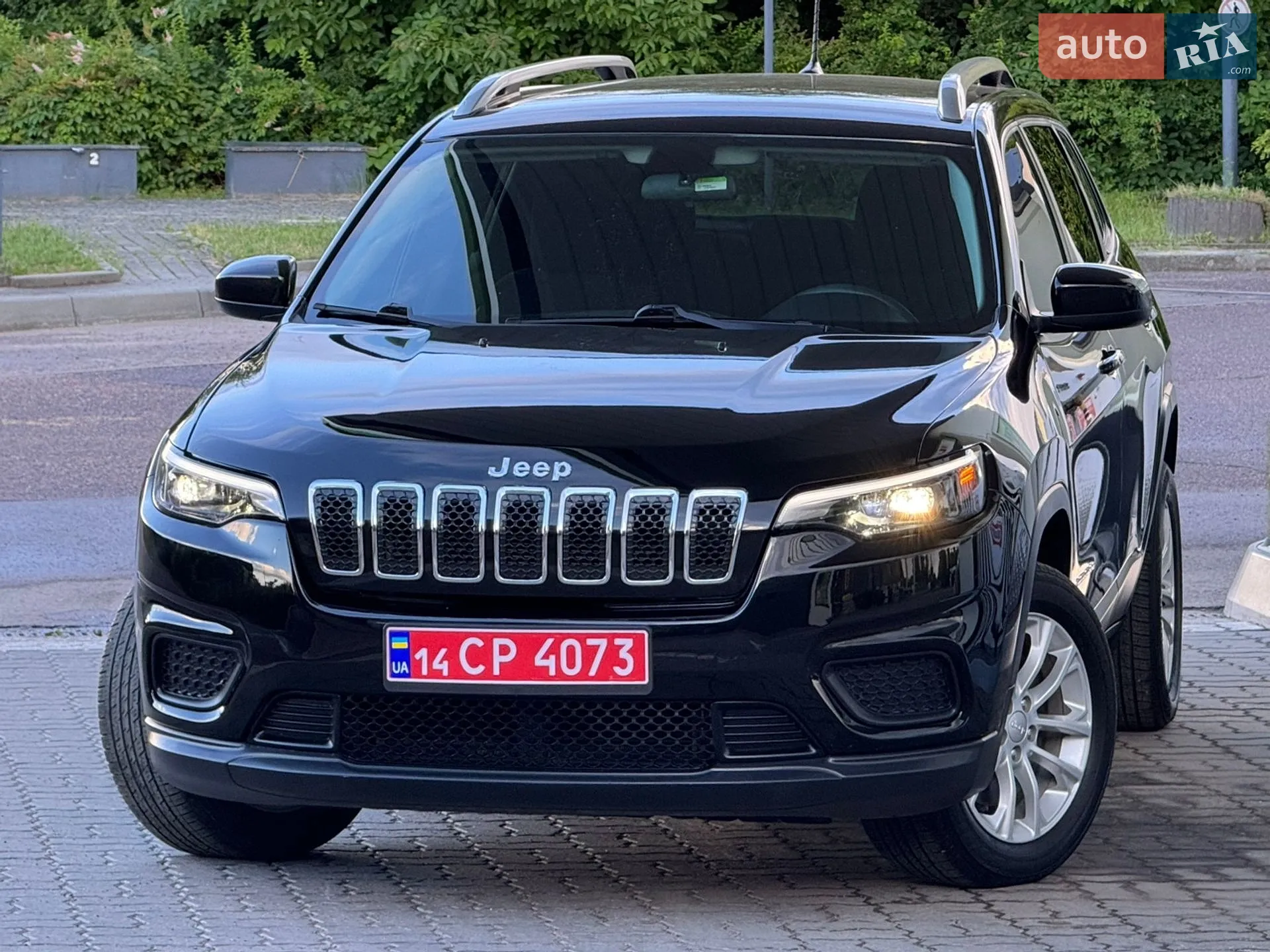 2020 Jeep Cherokee - мініатюра 6