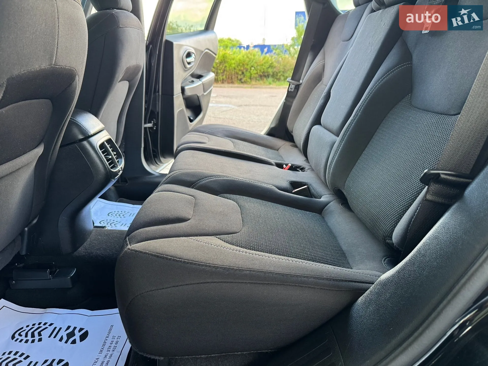 2020 Jeep Cherokee - мініатюра 63