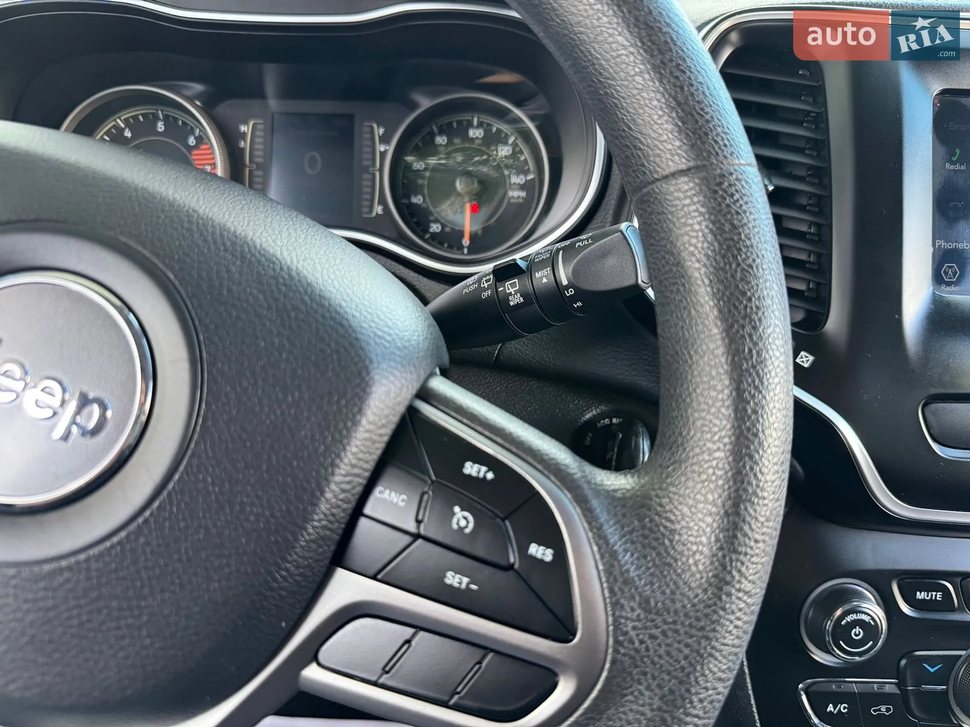 2020 Jeep Cherokee - мініатюра 81