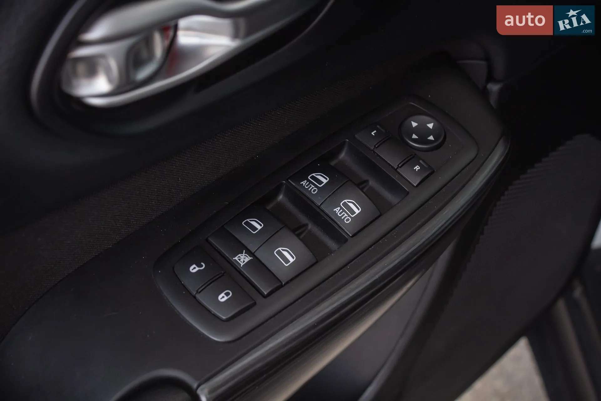 2014 Jeep Cherokee - мініатюра 41