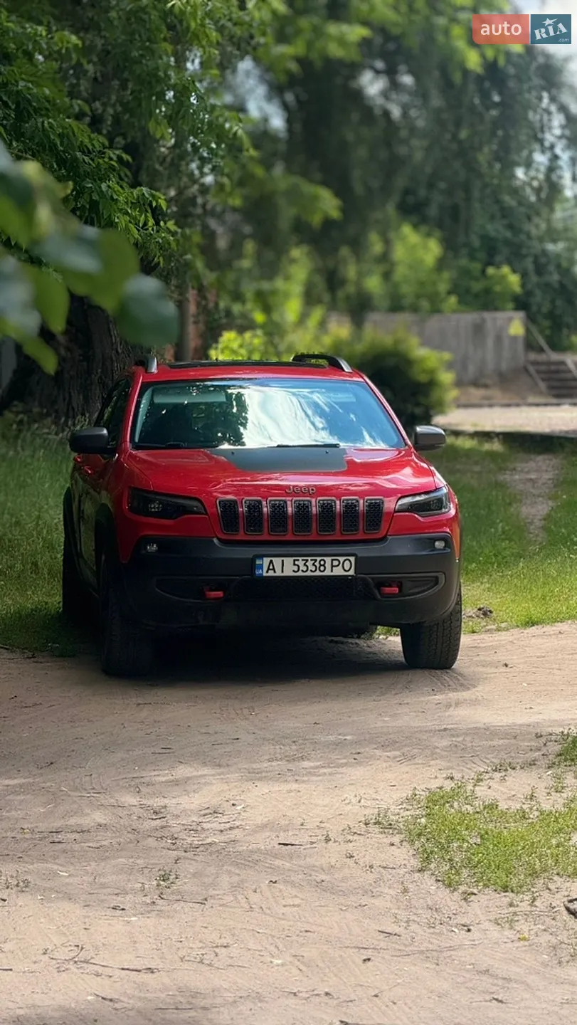 2019 Jeep Cherokee - фото 1