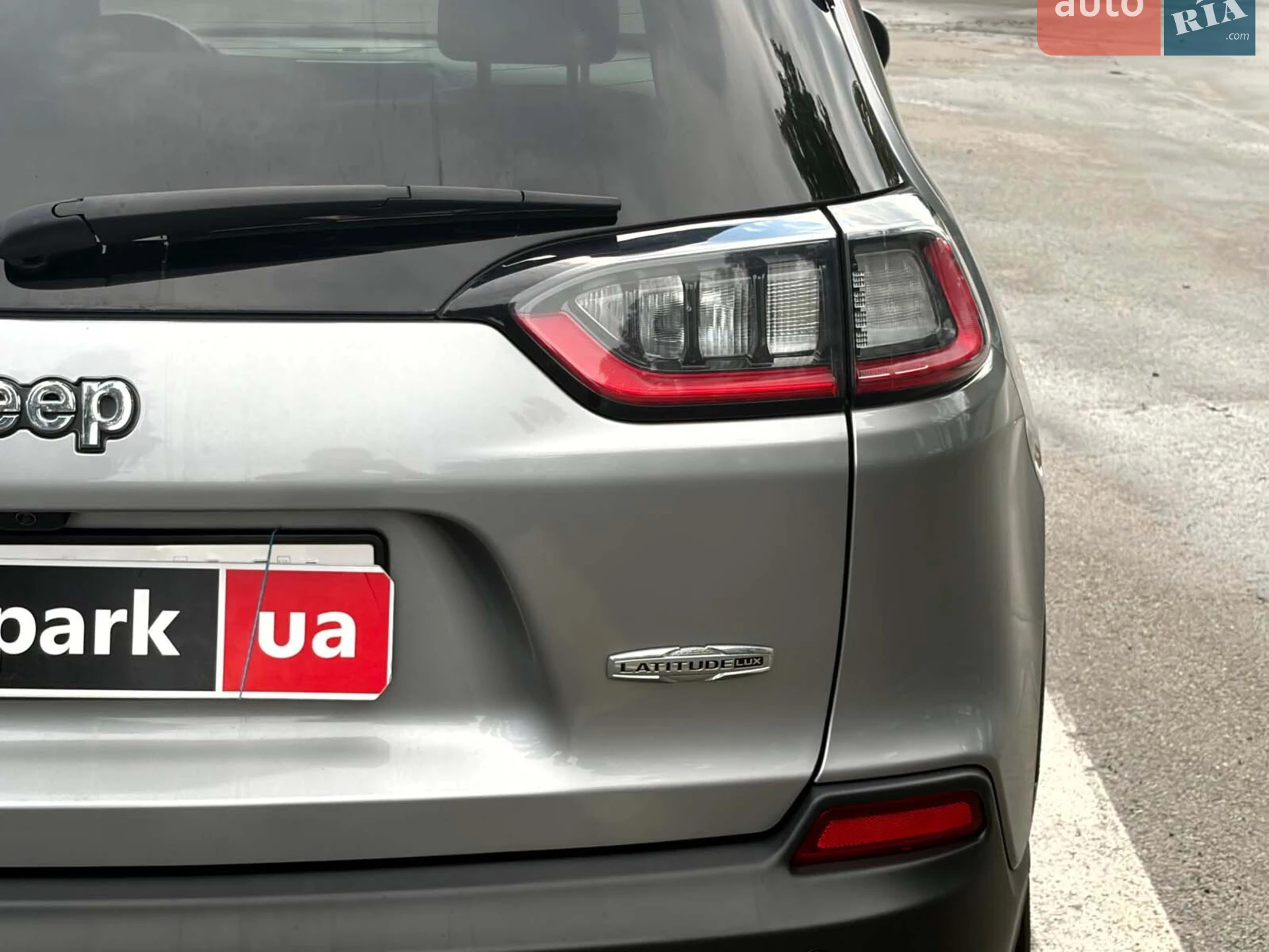 2020 Jeep Cherokee - мініатюра 11