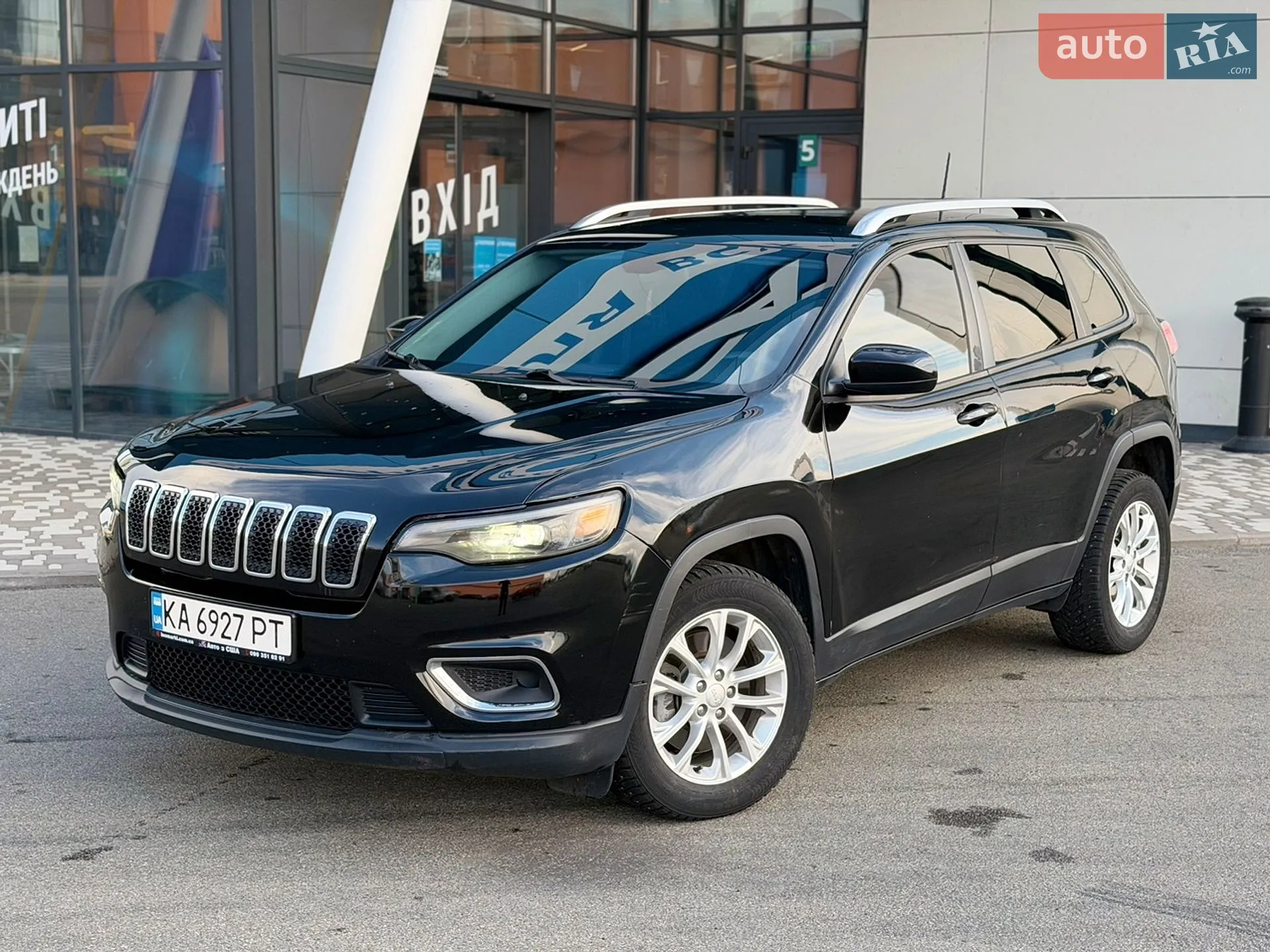 2019 Jeep Cherokee - мініатюра 2