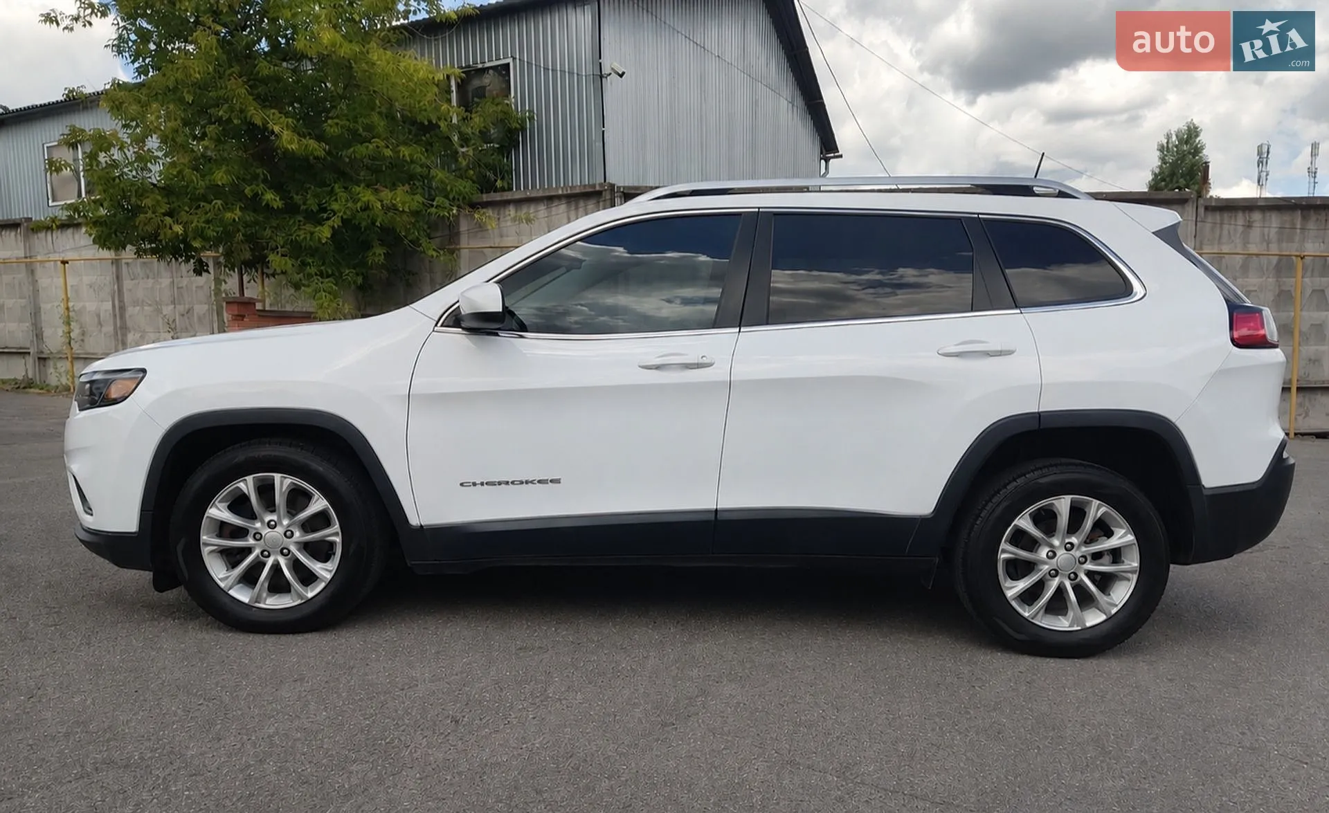 2018 Jeep Cherokee - мініатюра 8
