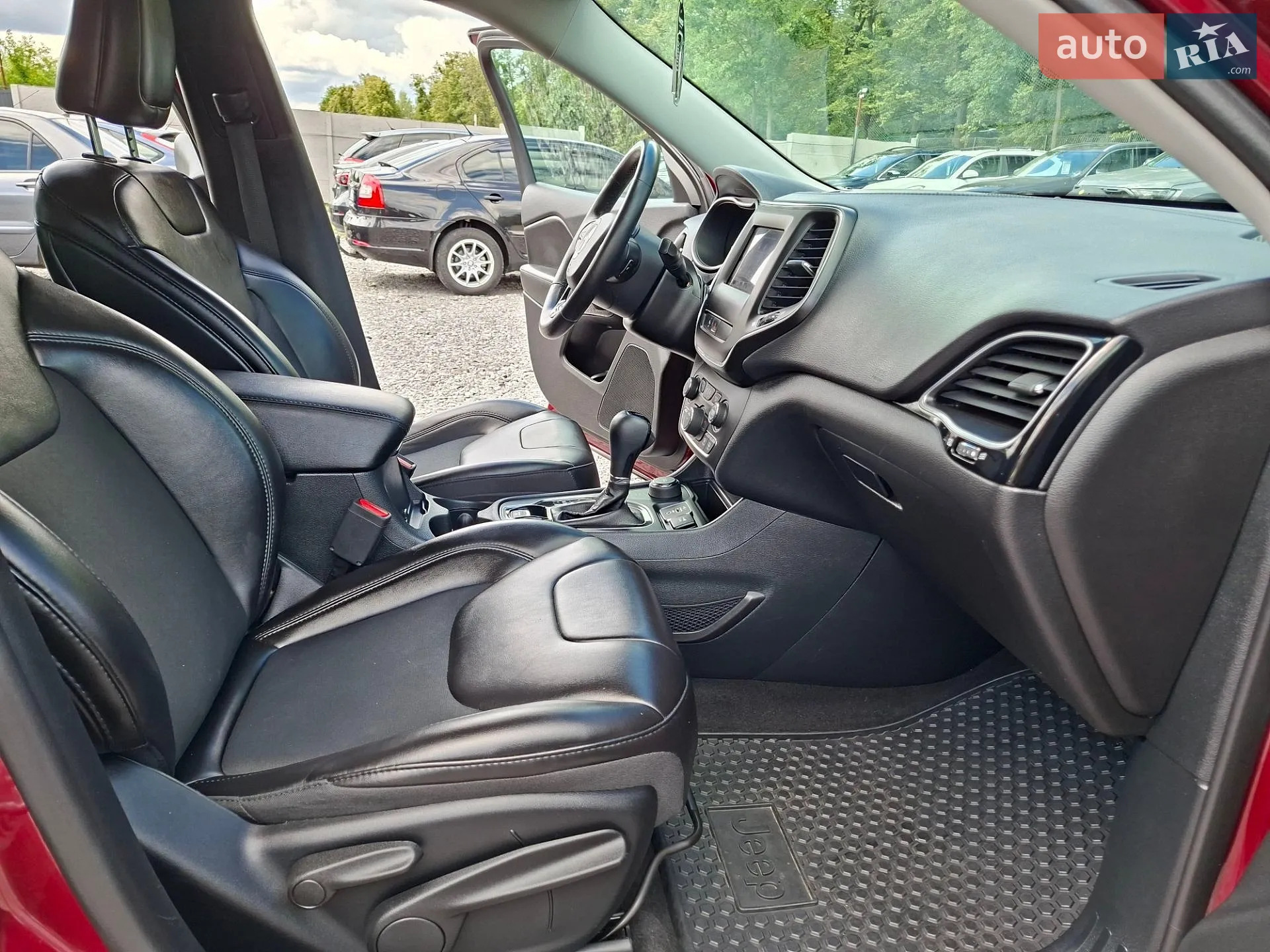2019 Jeep Cherokee - мініатюра 21