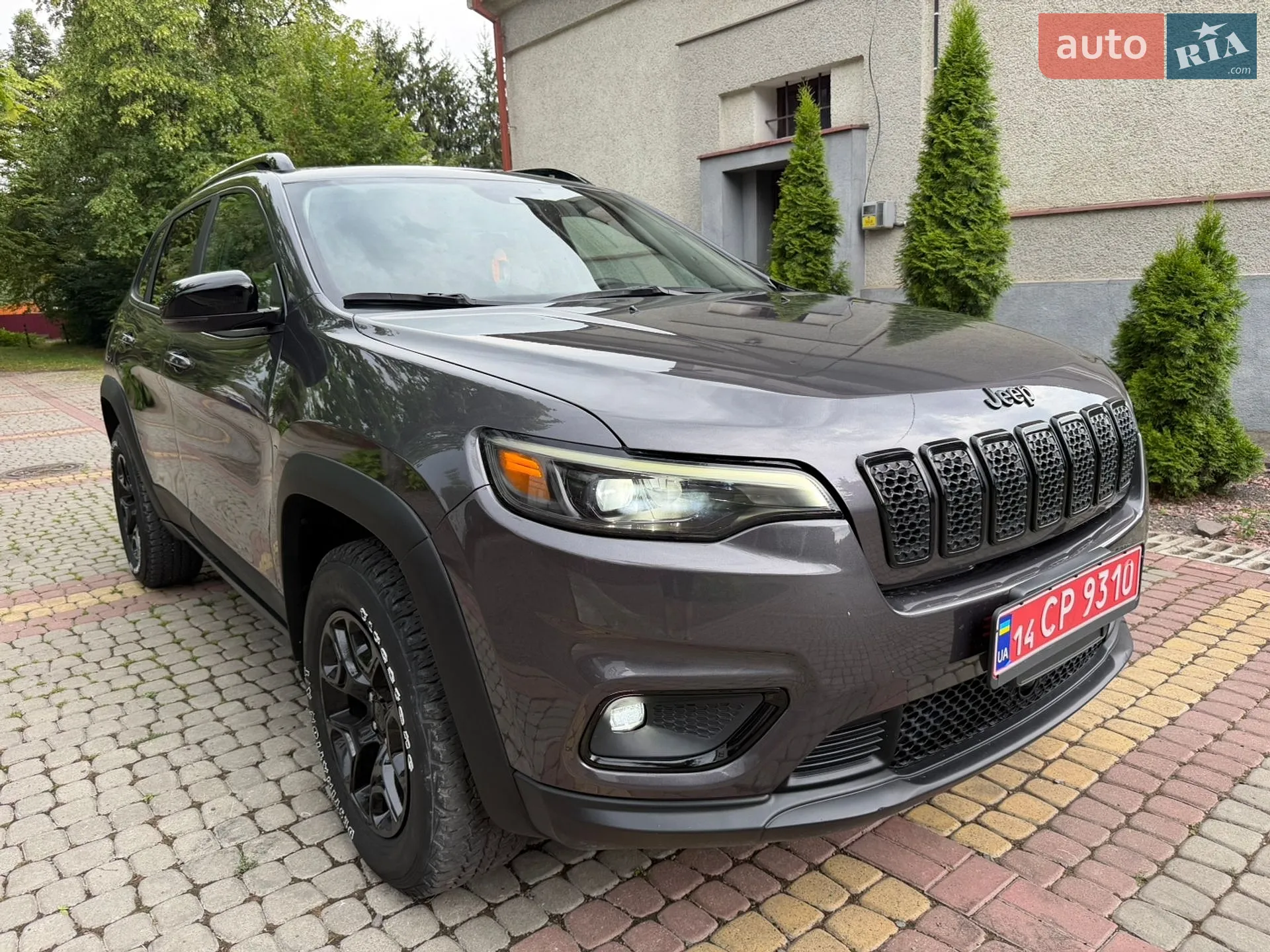 2022 Jeep Cherokee - фото 1