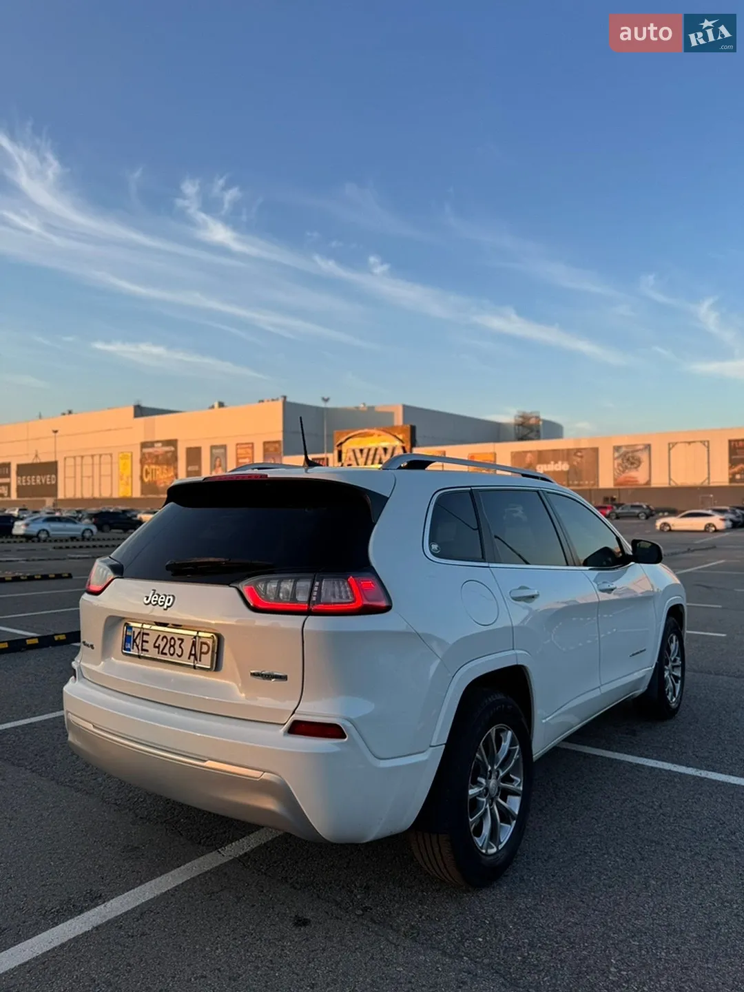 2018 Jeep Cherokee - мініатюра 9