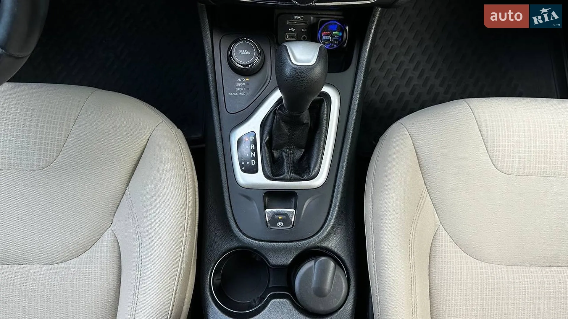 2016 Jeep Cherokee - мініатюра 19