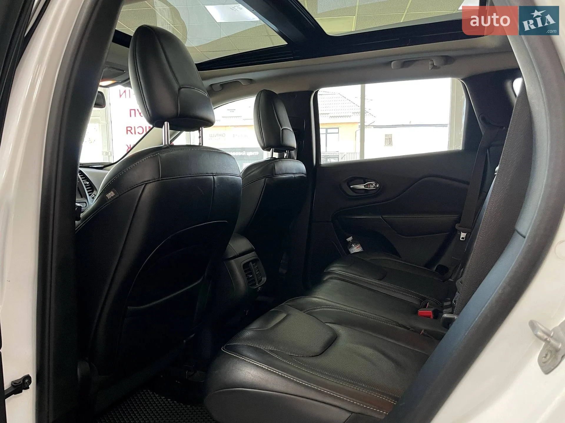 2014 Jeep Cherokee - мініатюра 37