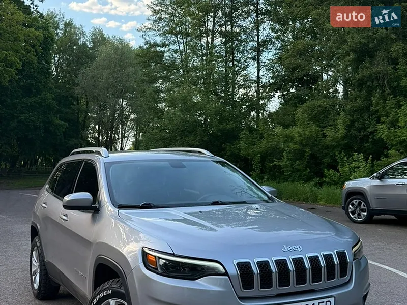 Jeep Cherokee
