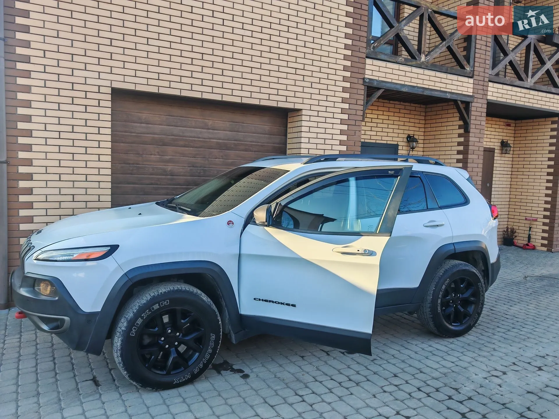 2015 Jeep Cherokee - мініатюра 9