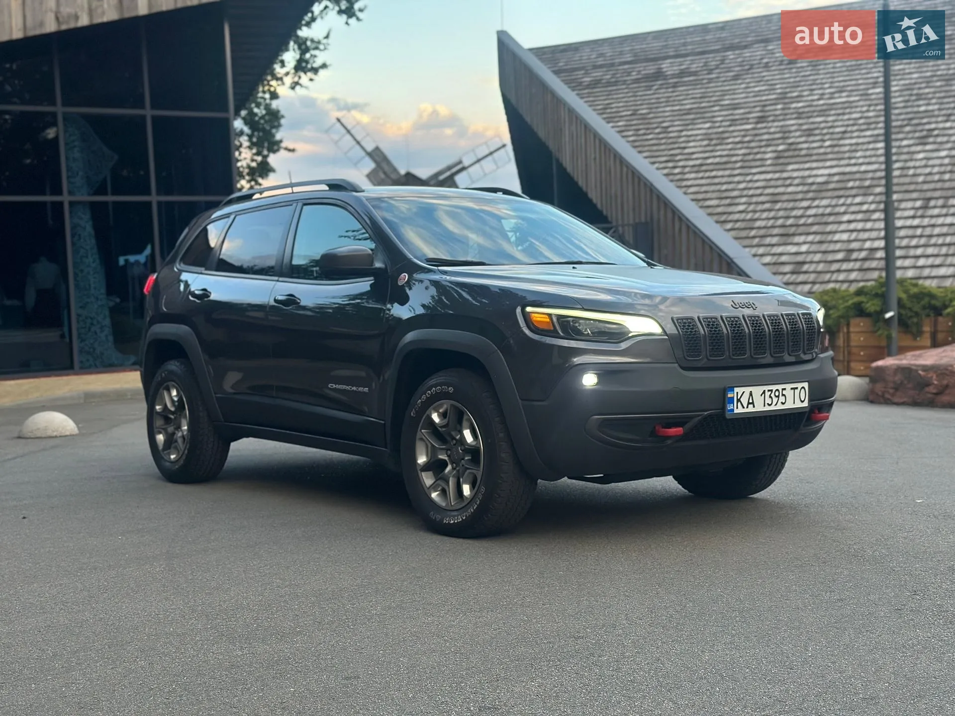 2018 Jeep Cherokee - мініатюра 4