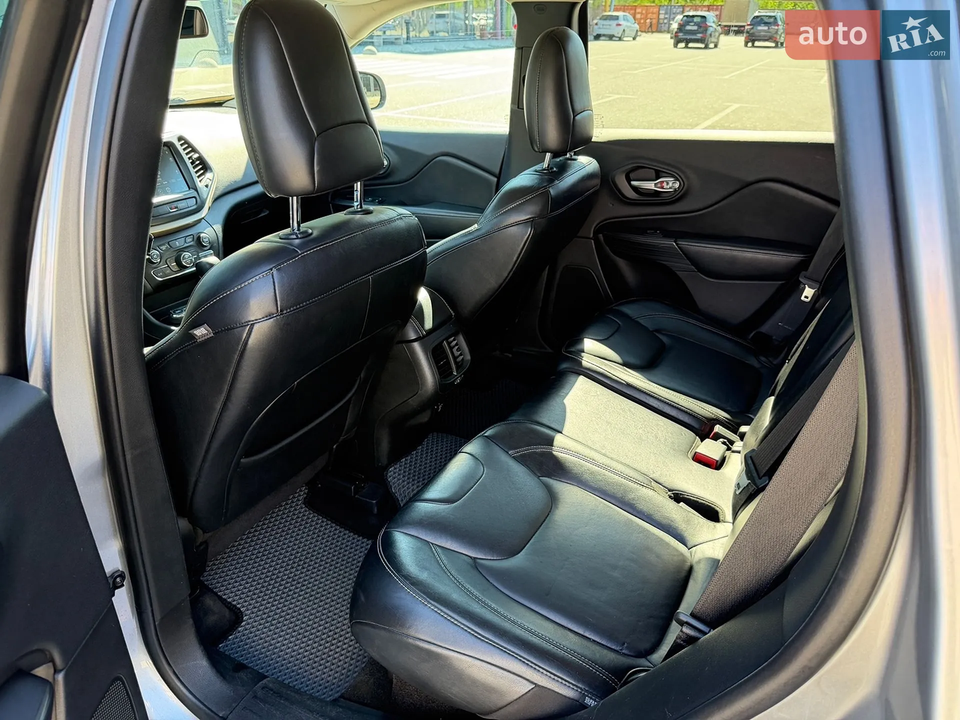 2014 Jeep Cherokee - мініатюра 12