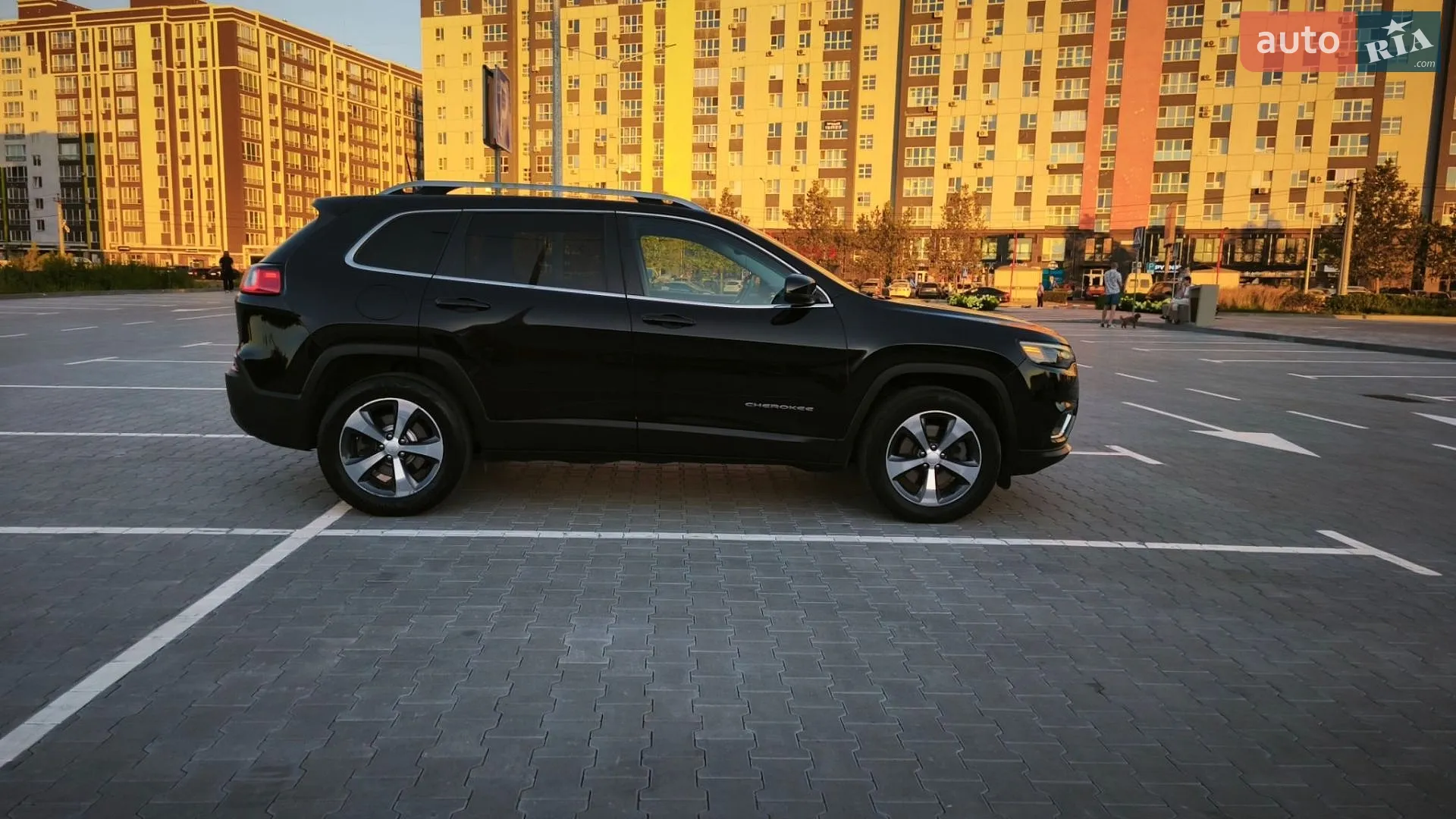 2018 Jeep Cherokee - мініатюра 10