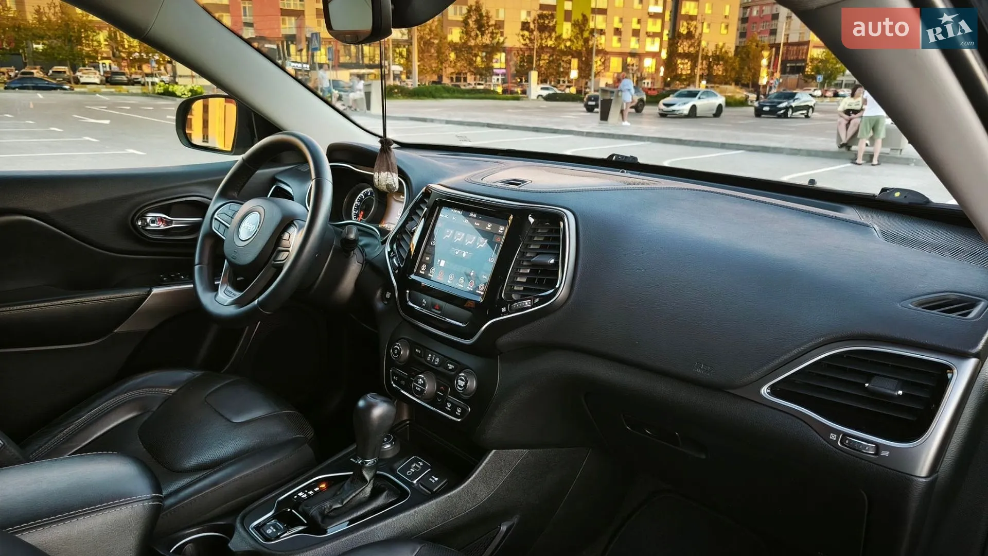 2018 Jeep Cherokee - мініатюра 21