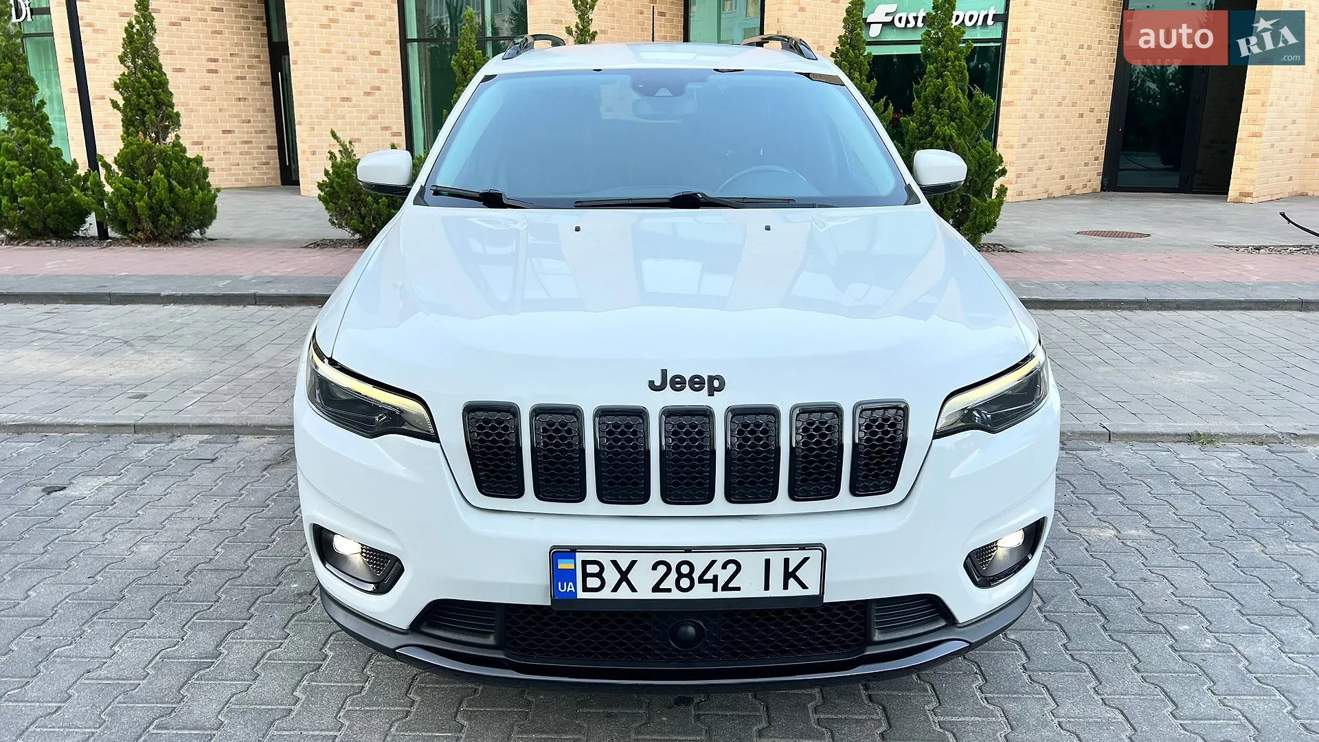 2020 Jeep Cherokee - мініатюра 14