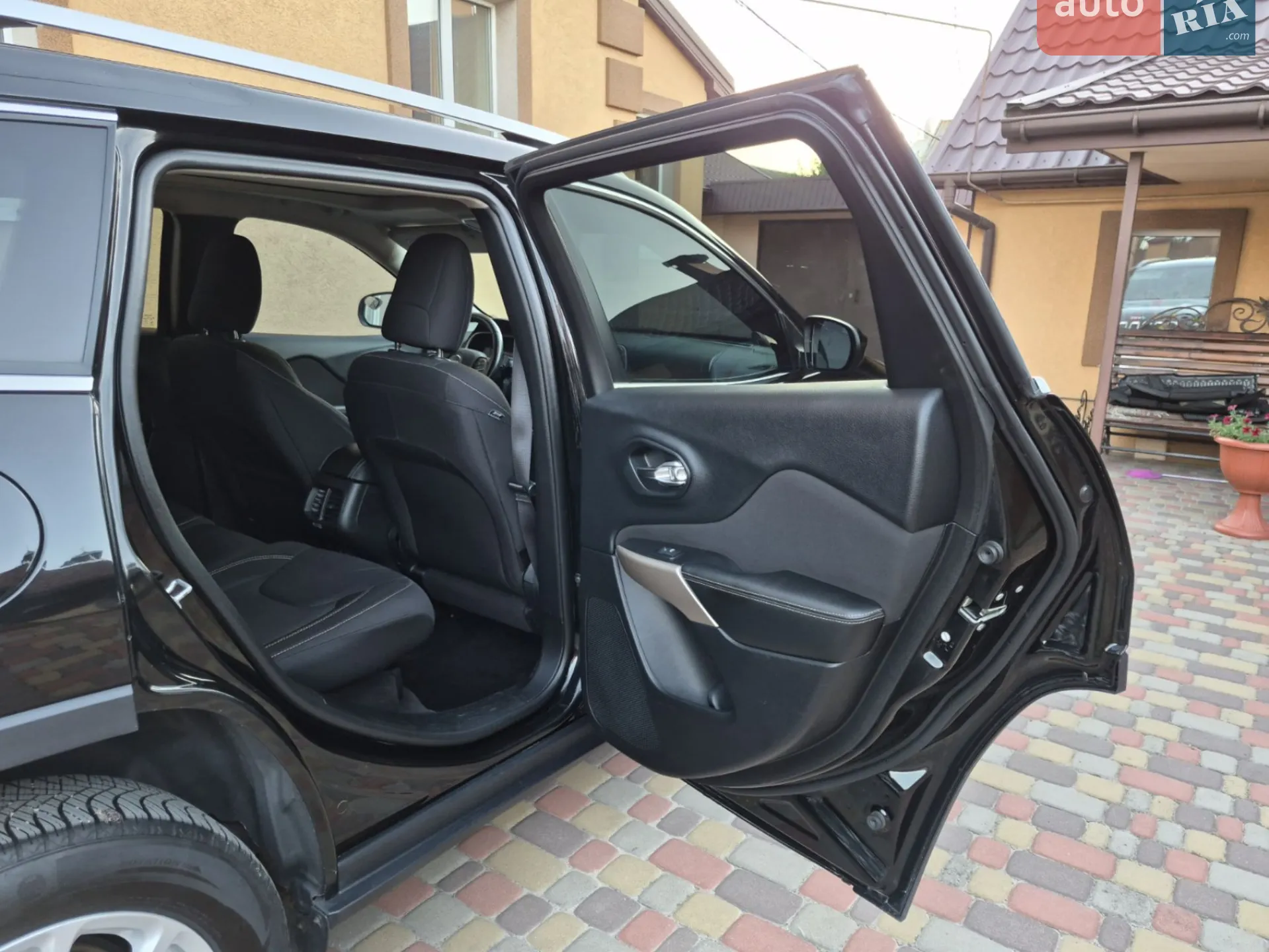 2017 Jeep Cherokee - мініатюра 73