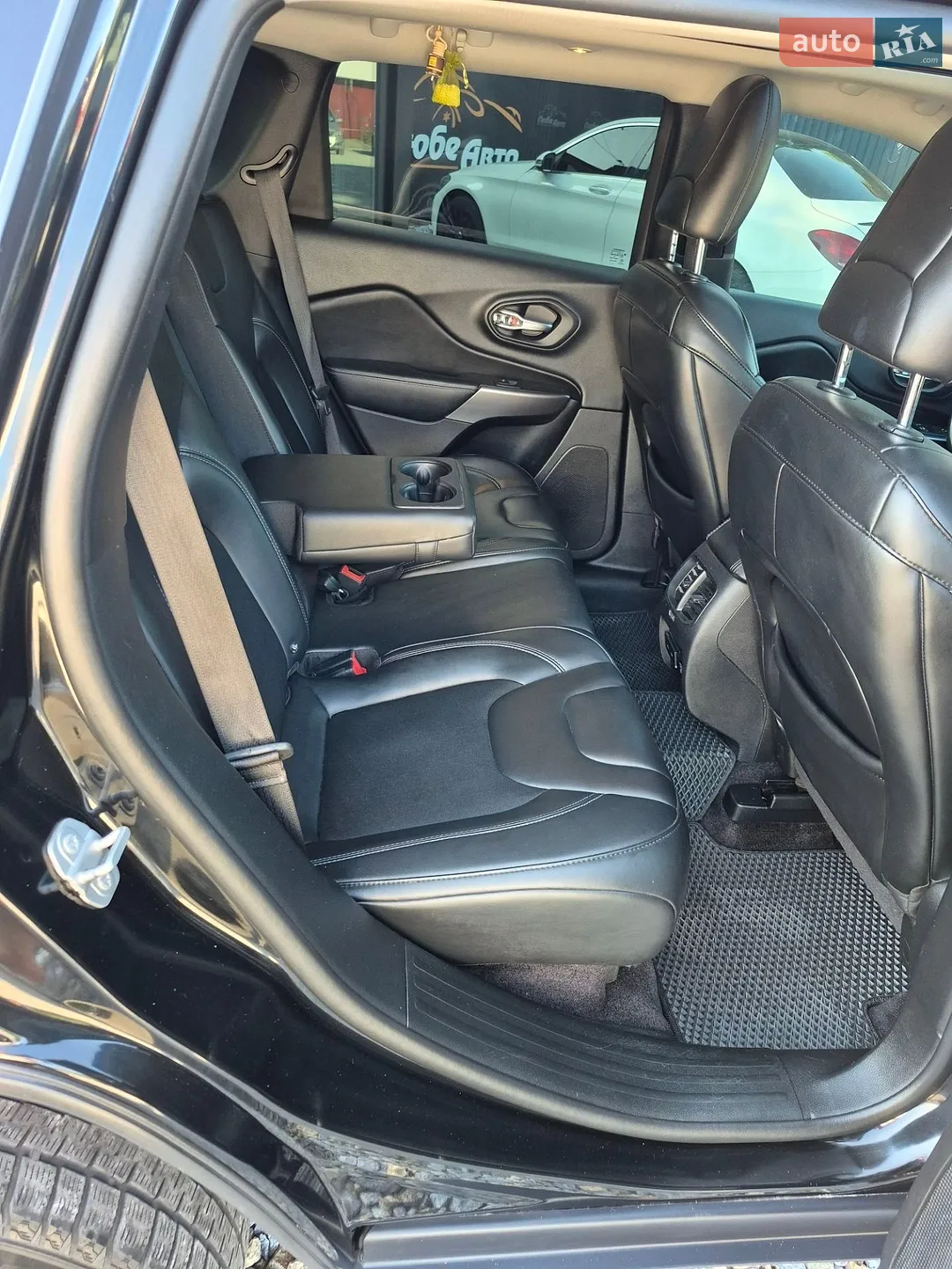 2018 Jeep Cherokee - мініатюра 20
