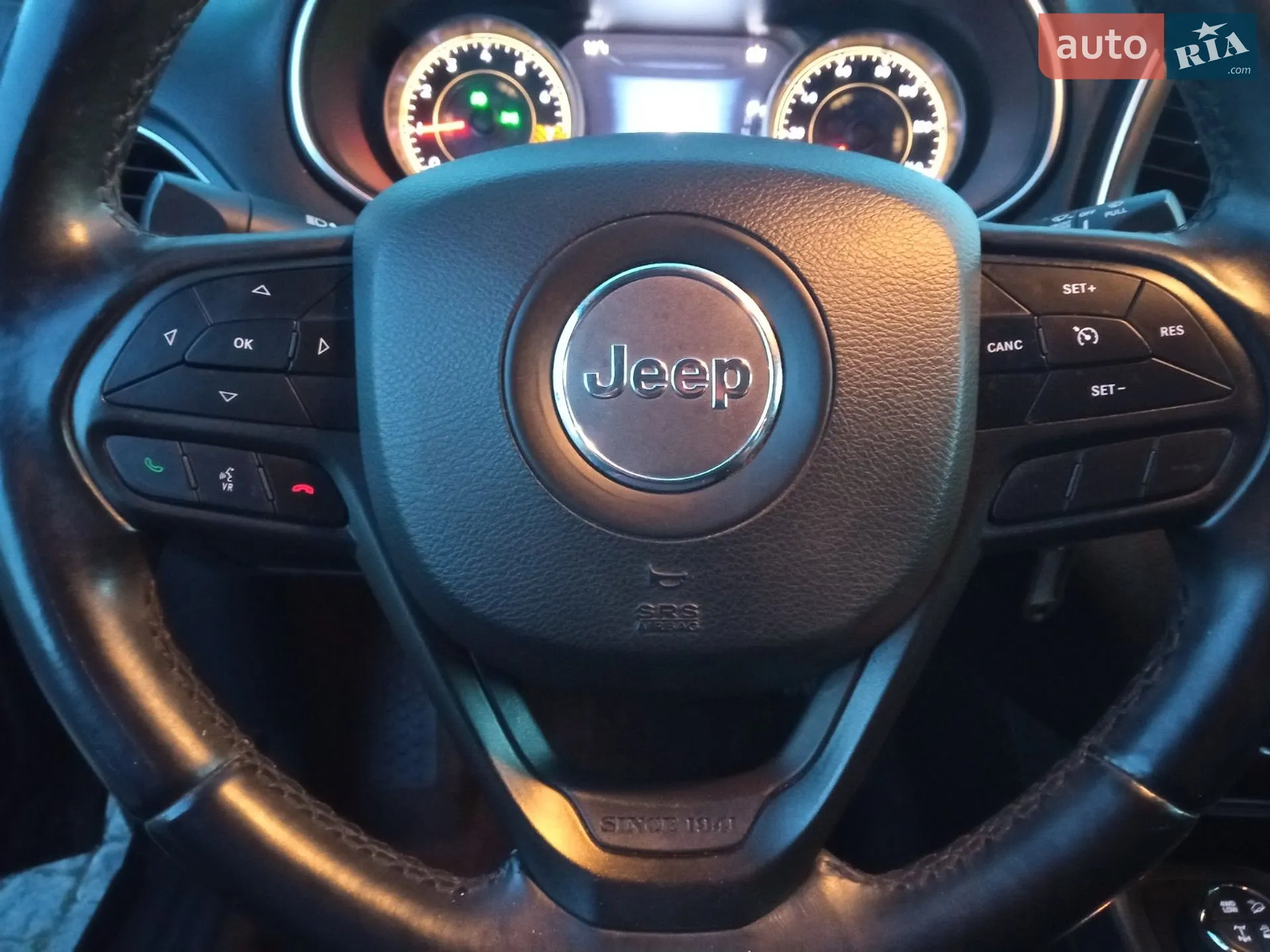 2019 Jeep Cherokee - мініатюра 35