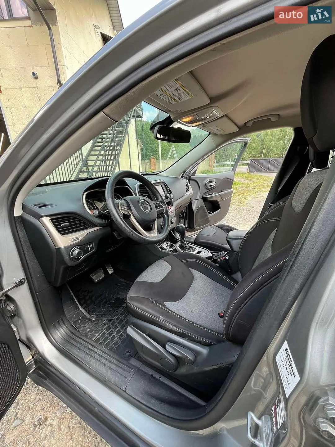2014 Jeep Cherokee - мініатюра 9