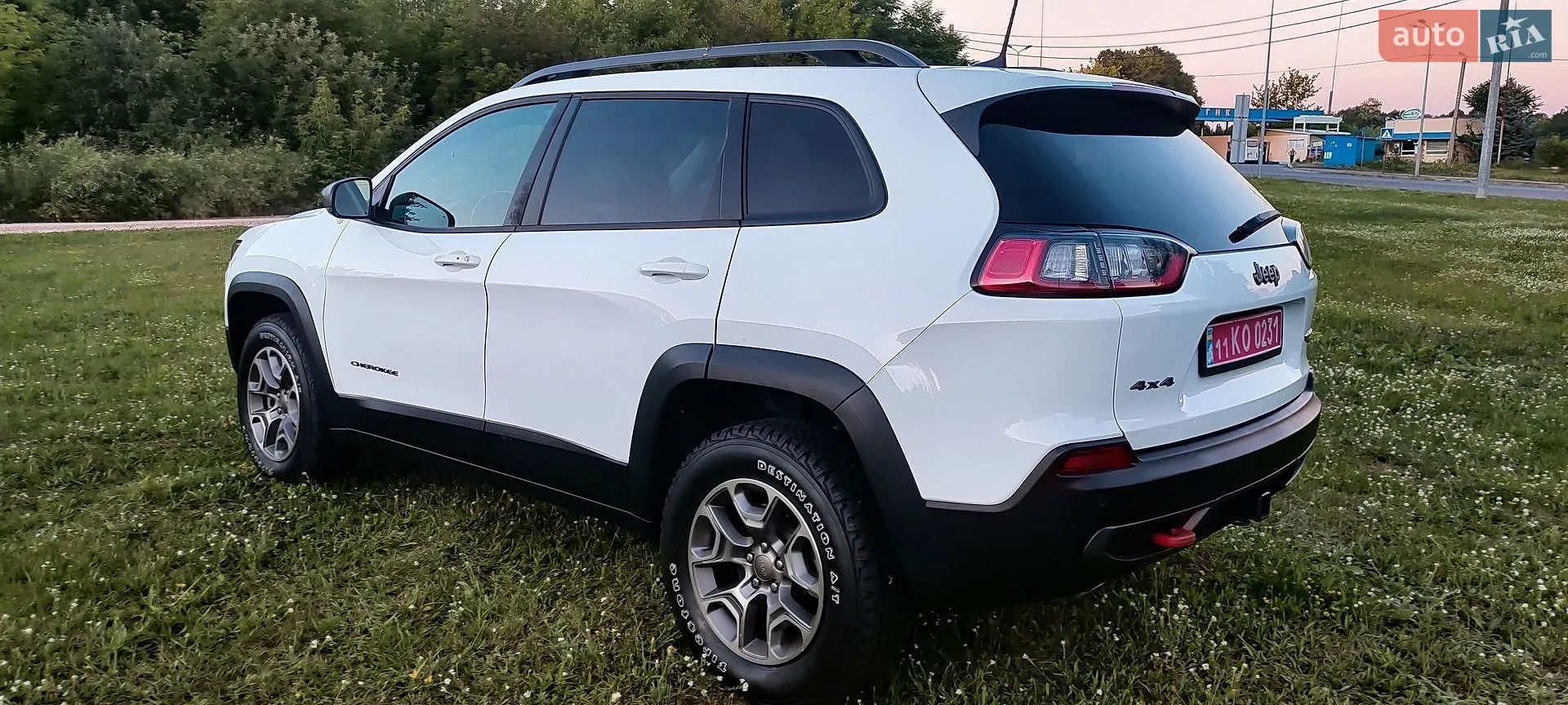 2020 Jeep Cherokee - мініатюра 61