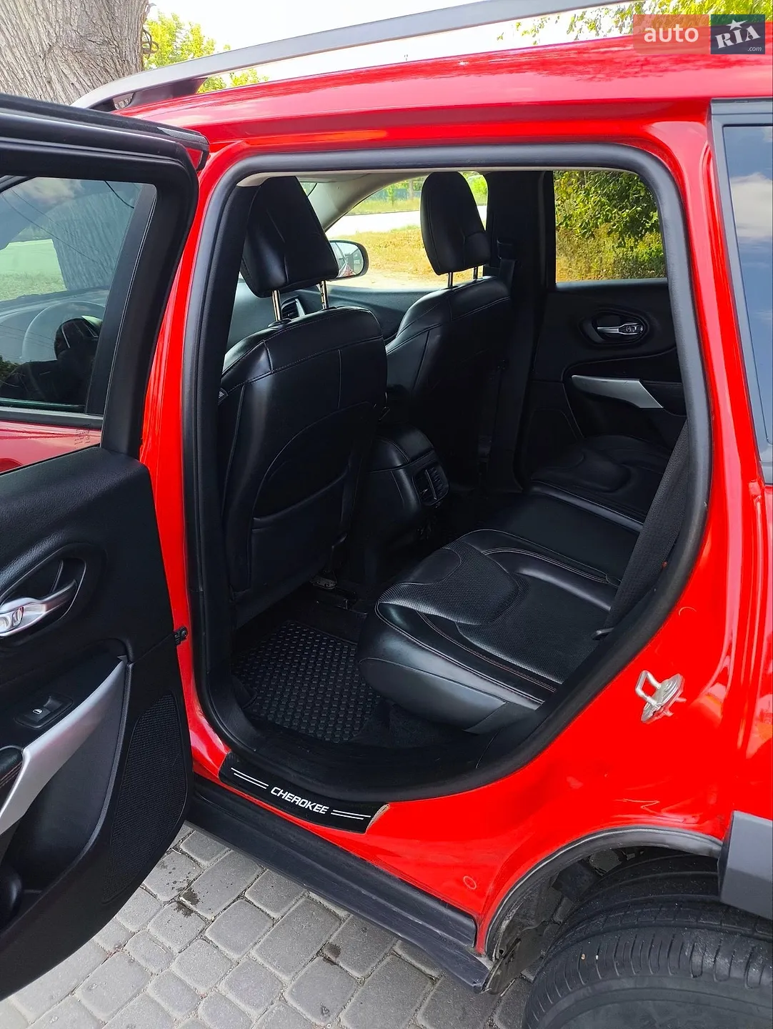 2016 Jeep Cherokee - мініатюра 11