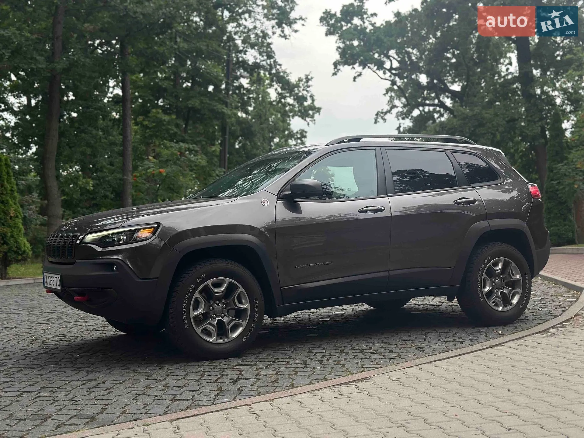 2018 Jeep Cherokee - мініатюра 3