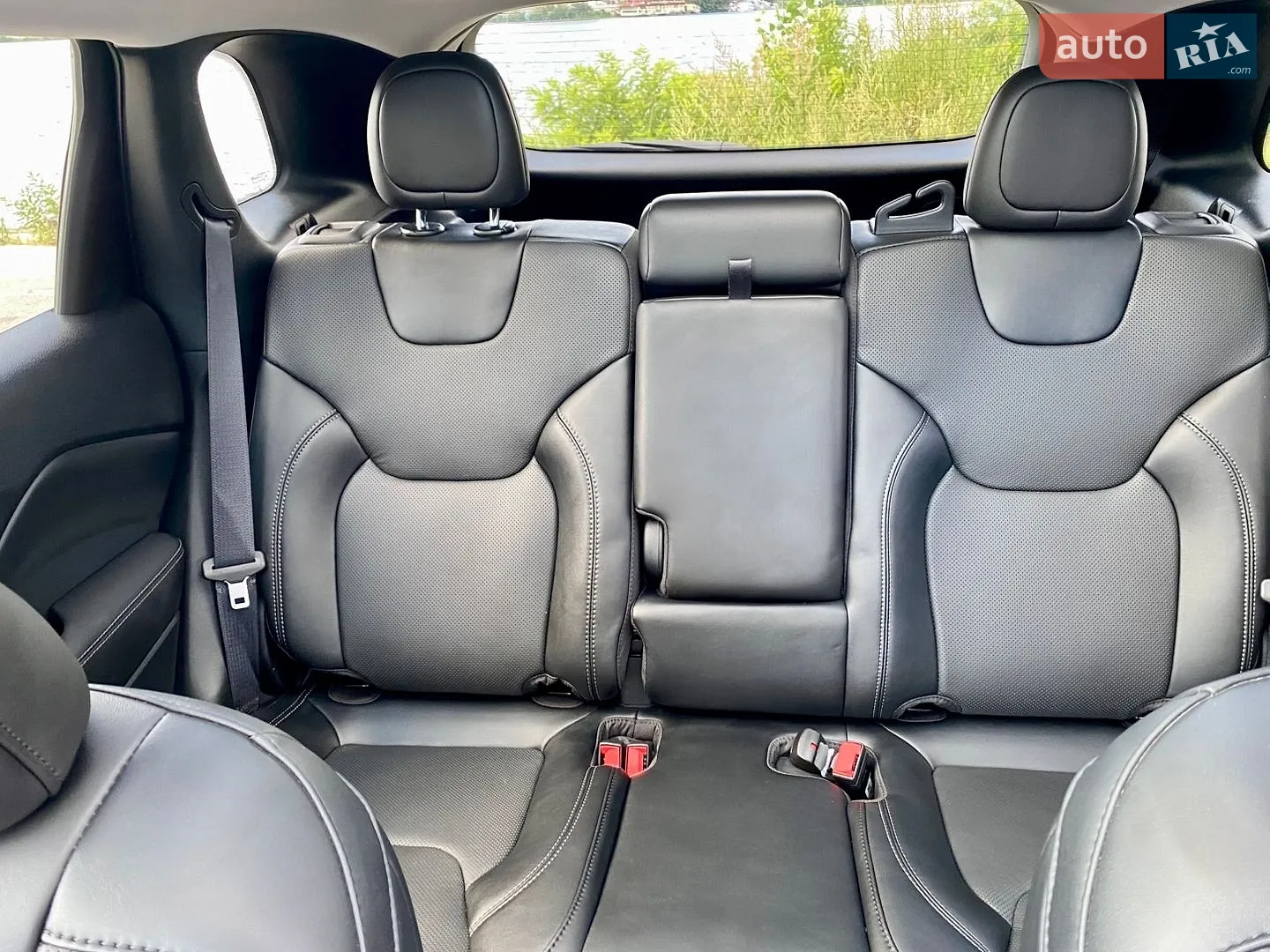 2022 Jeep Cherokee - мініатюра 25