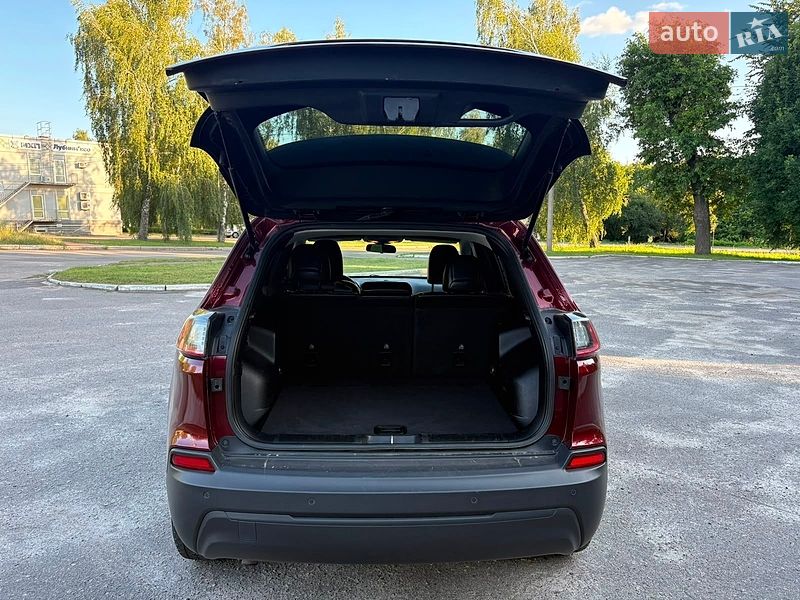 Внедорожник / Кроссовер Jeep Cherokee 2019 в Лубнах