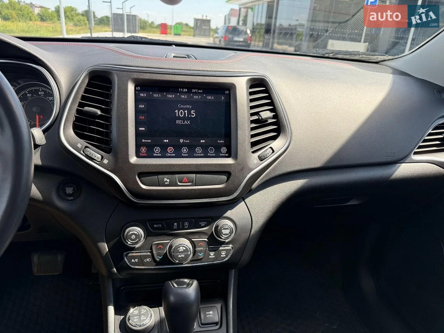 2018 Jeep Cherokee - мініатюра 16